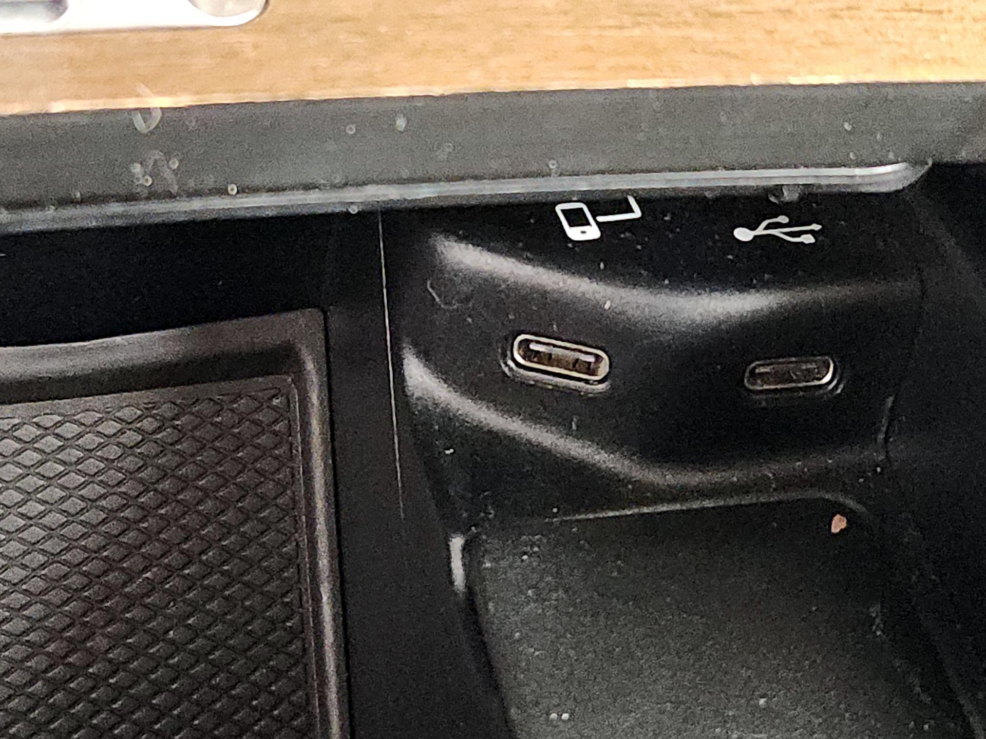 Thumbnail: 2022 Mercedes-Benz GLE - 19