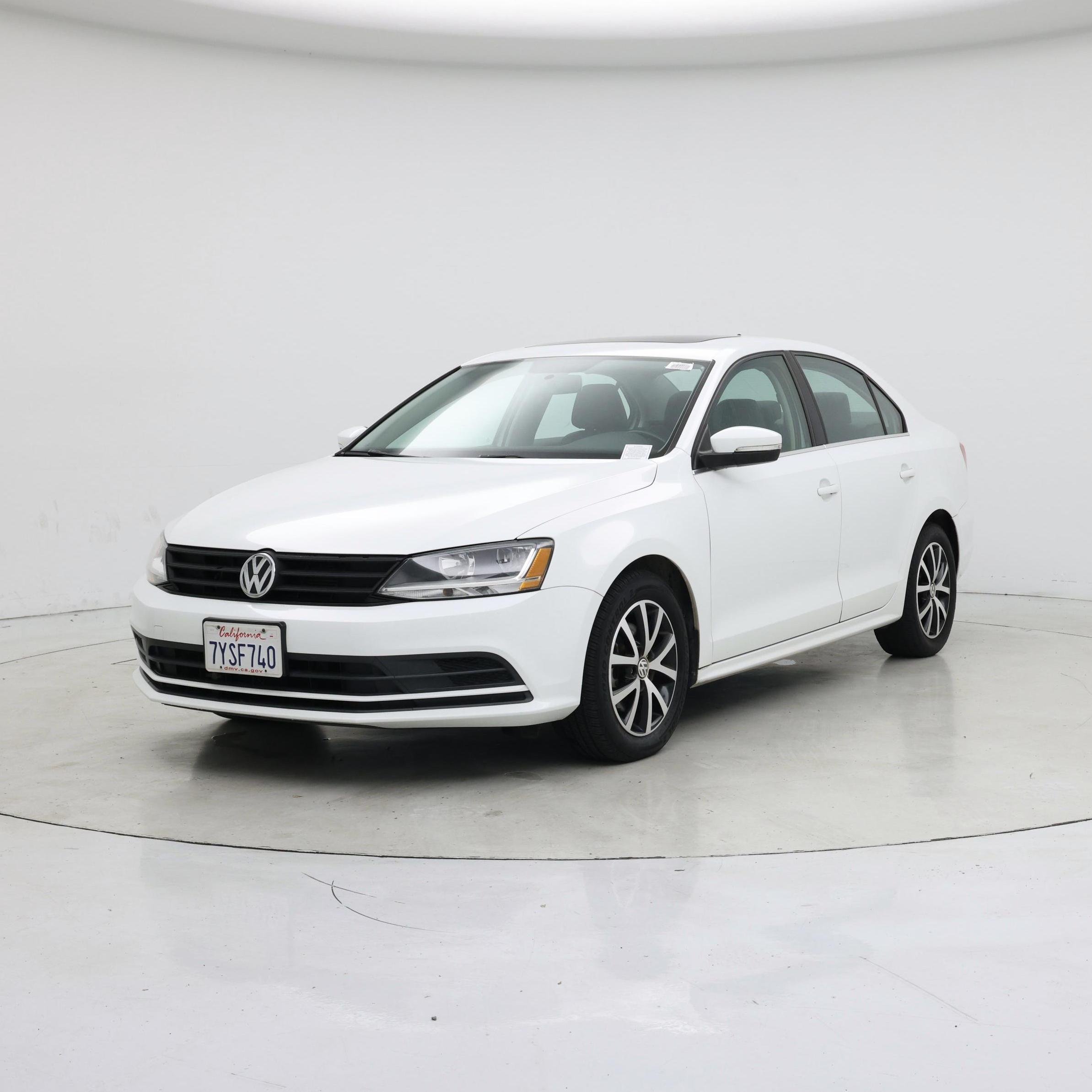 Thumbnail: 2017 Volkswagen Jetta - 4