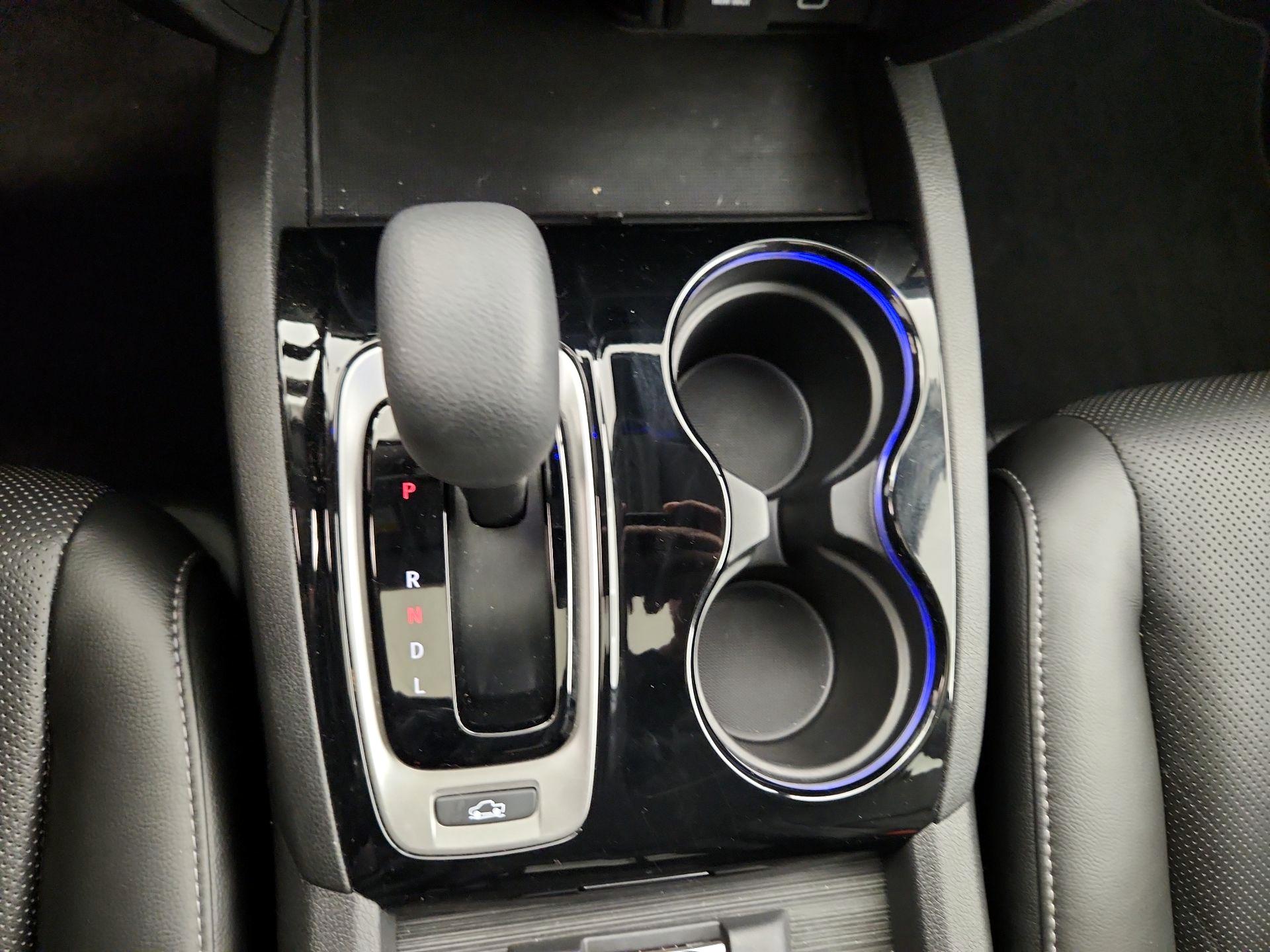 Thumbnail: 2019 Honda Ridgeline - 17