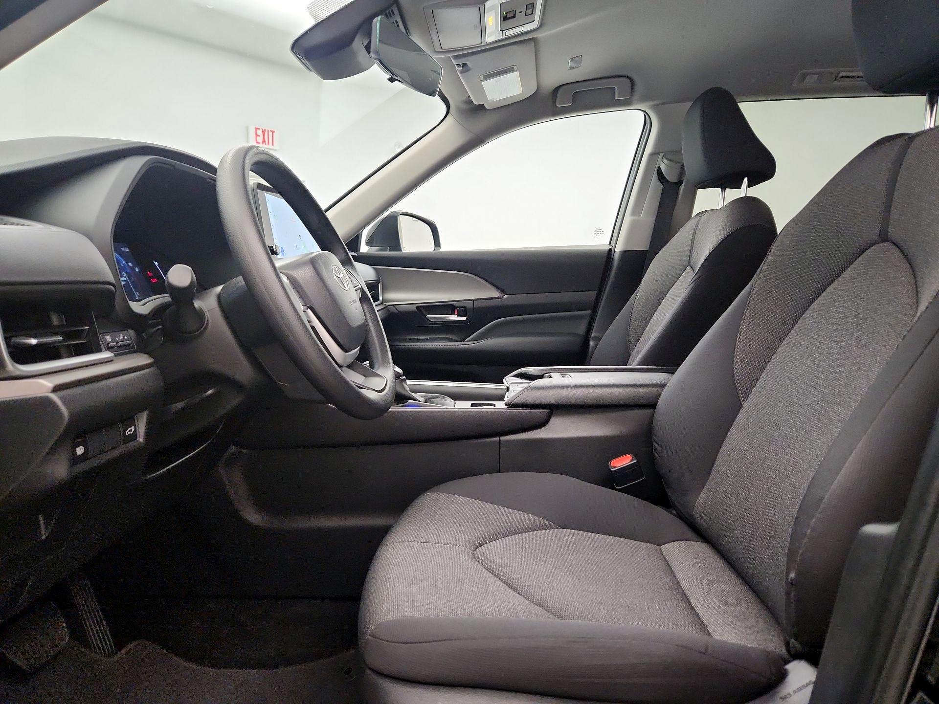 Thumbnail: 2025 Toyota Grand Highlander - 11