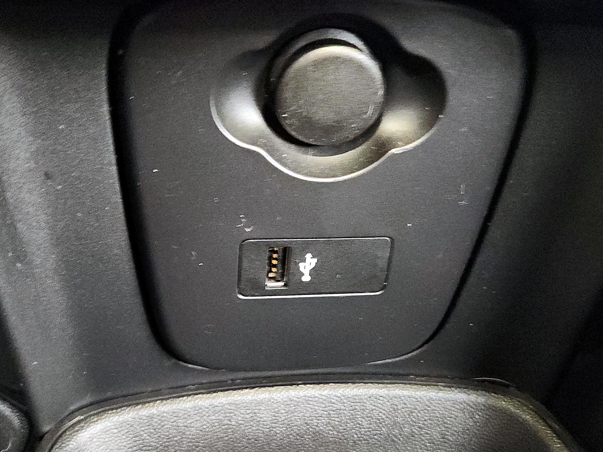 Thumbnail: 2022 MINI Cooper Hardtop - 18