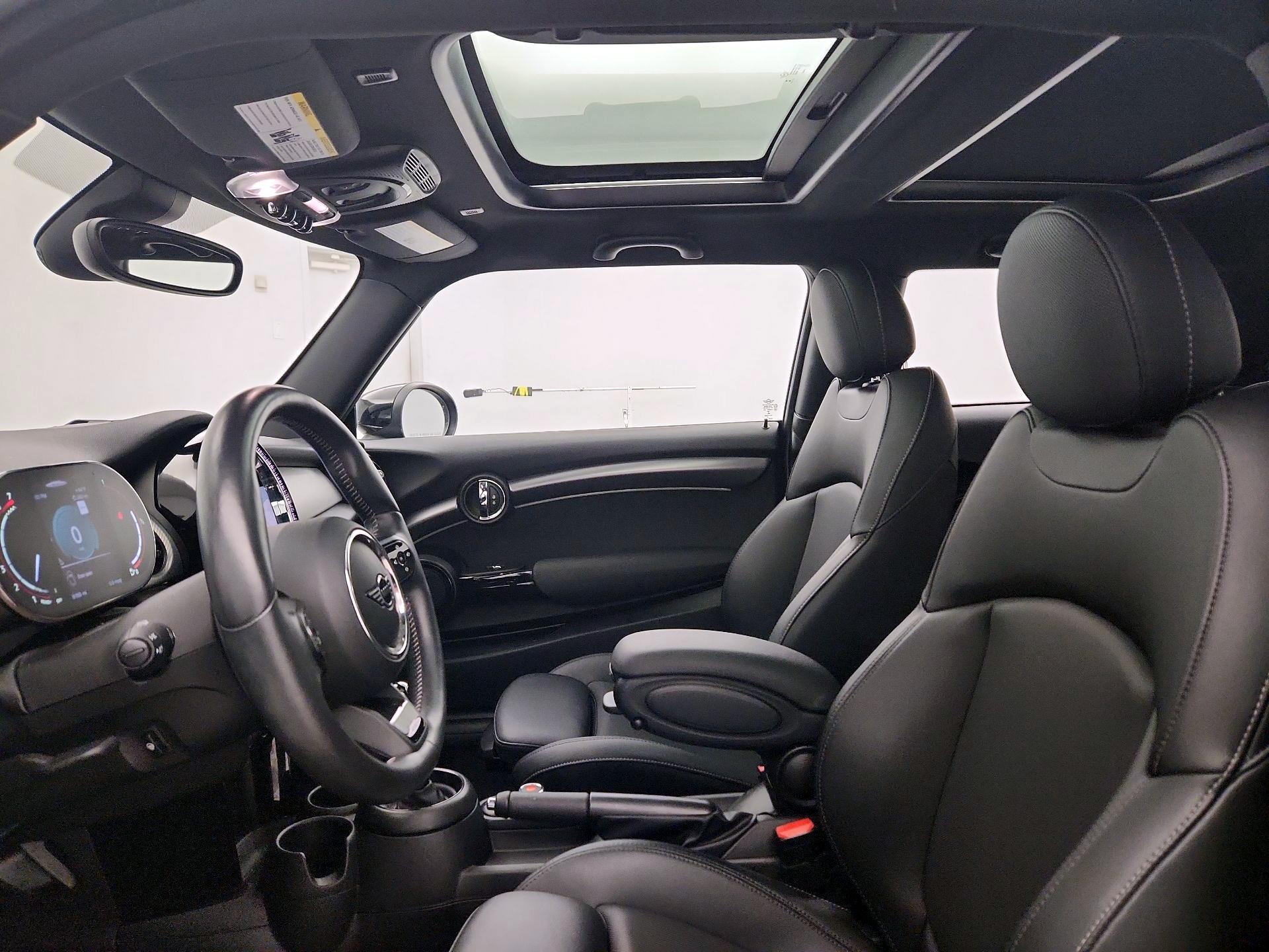 Thumbnail: 2022 MINI Cooper Hardtop - 19