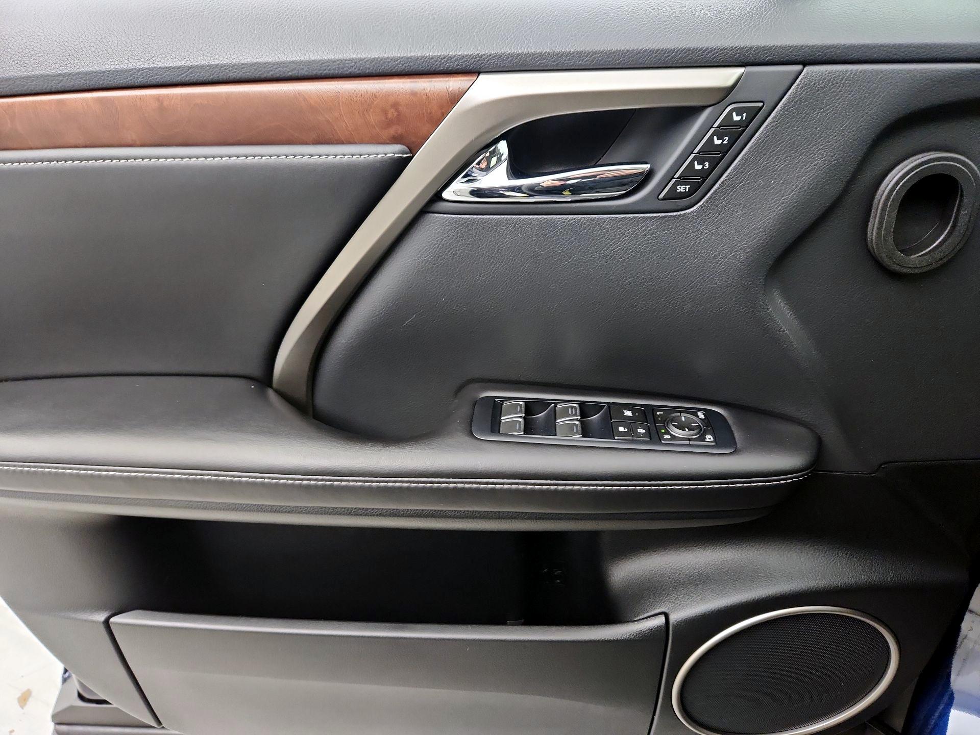 Thumbnail: 2020 Lexus RX - 12