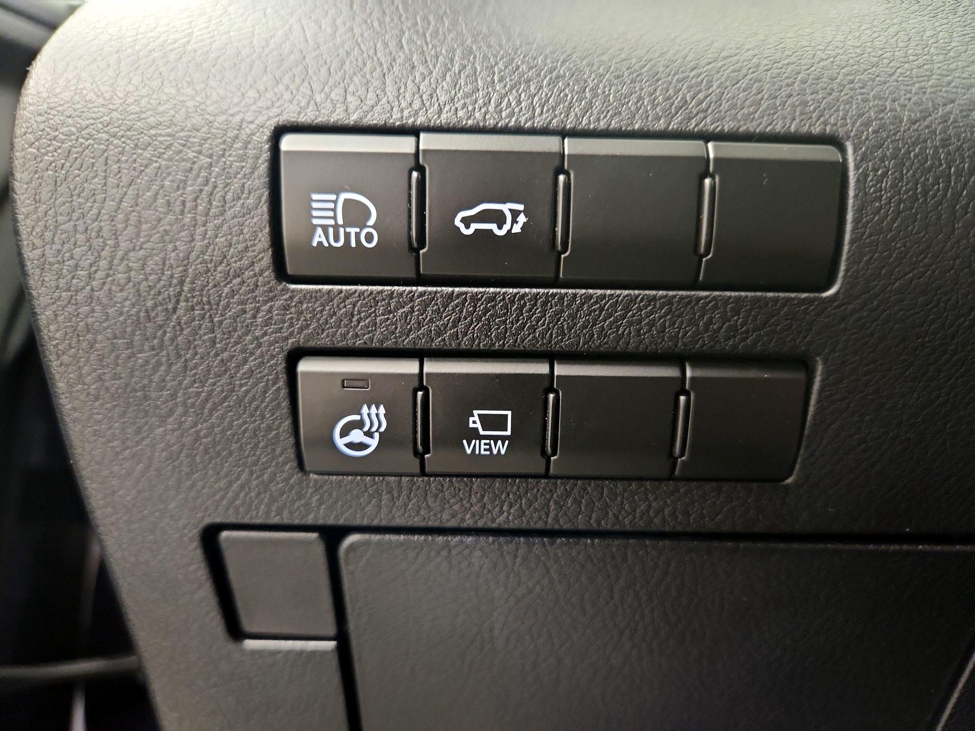 Thumbnail: 2020 Lexus RX - 13