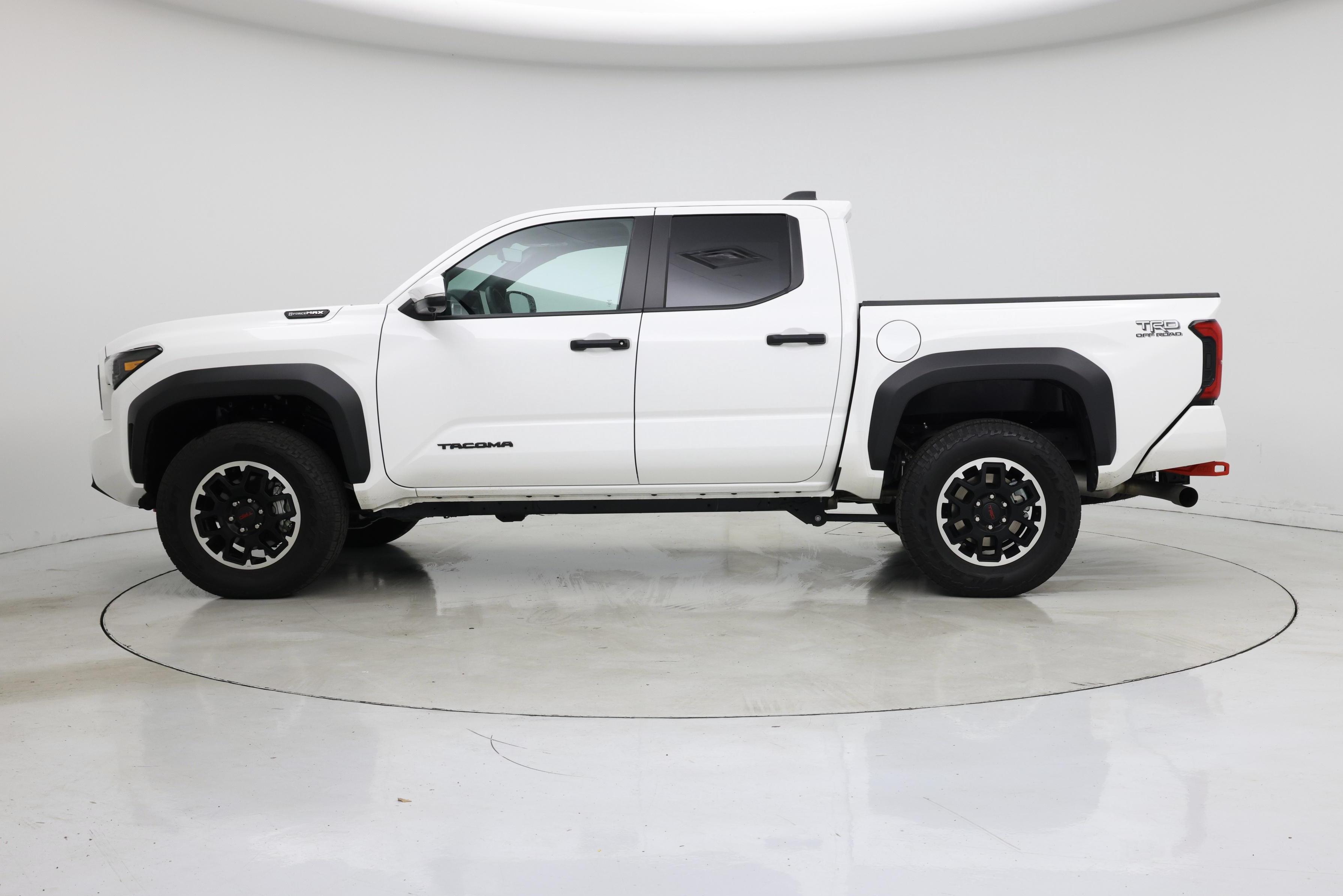 Thumbnail: 2025 Toyota Tacoma - 3
