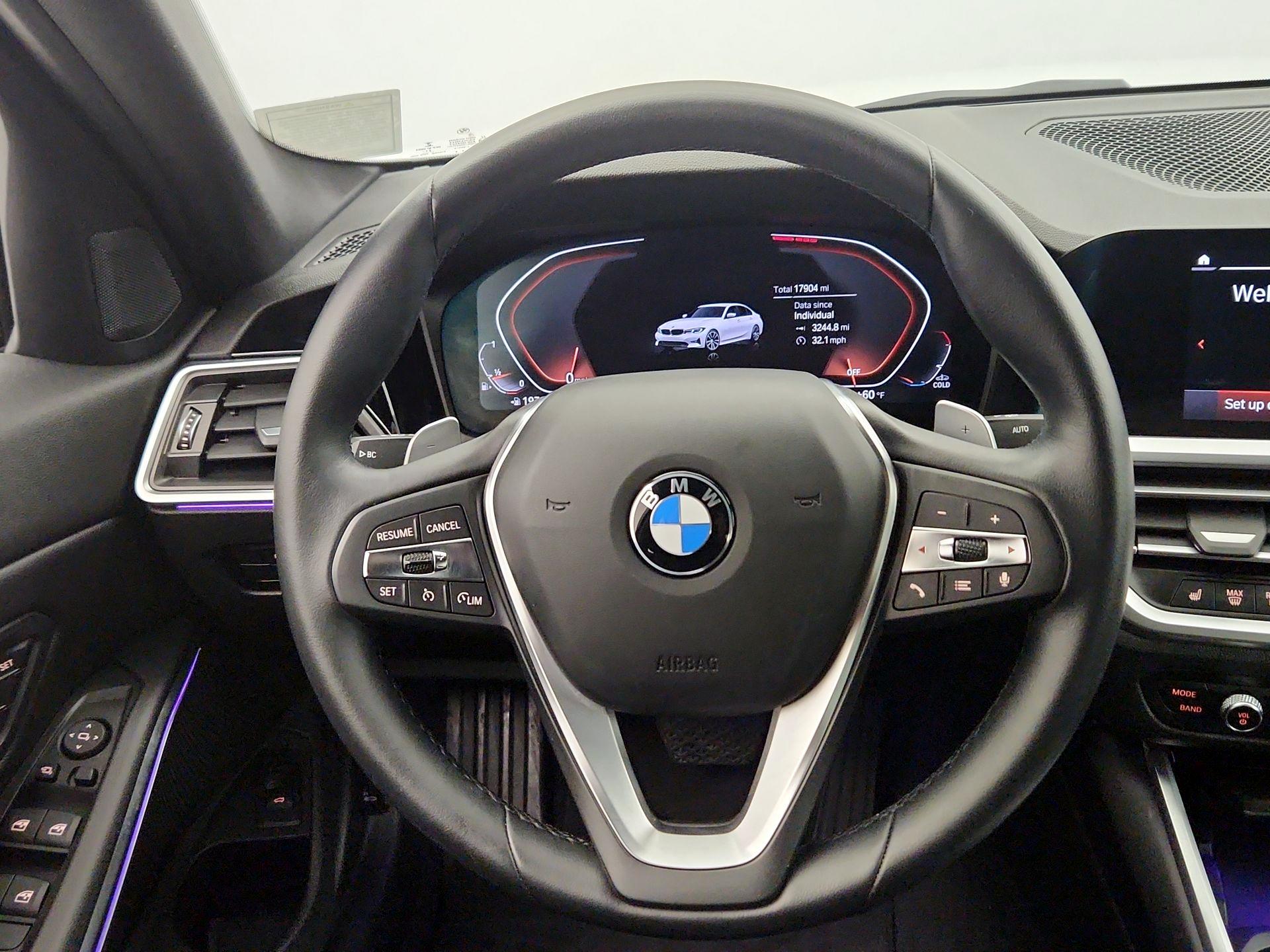 Thumbnail: 2022 BMW 3 Series - 10