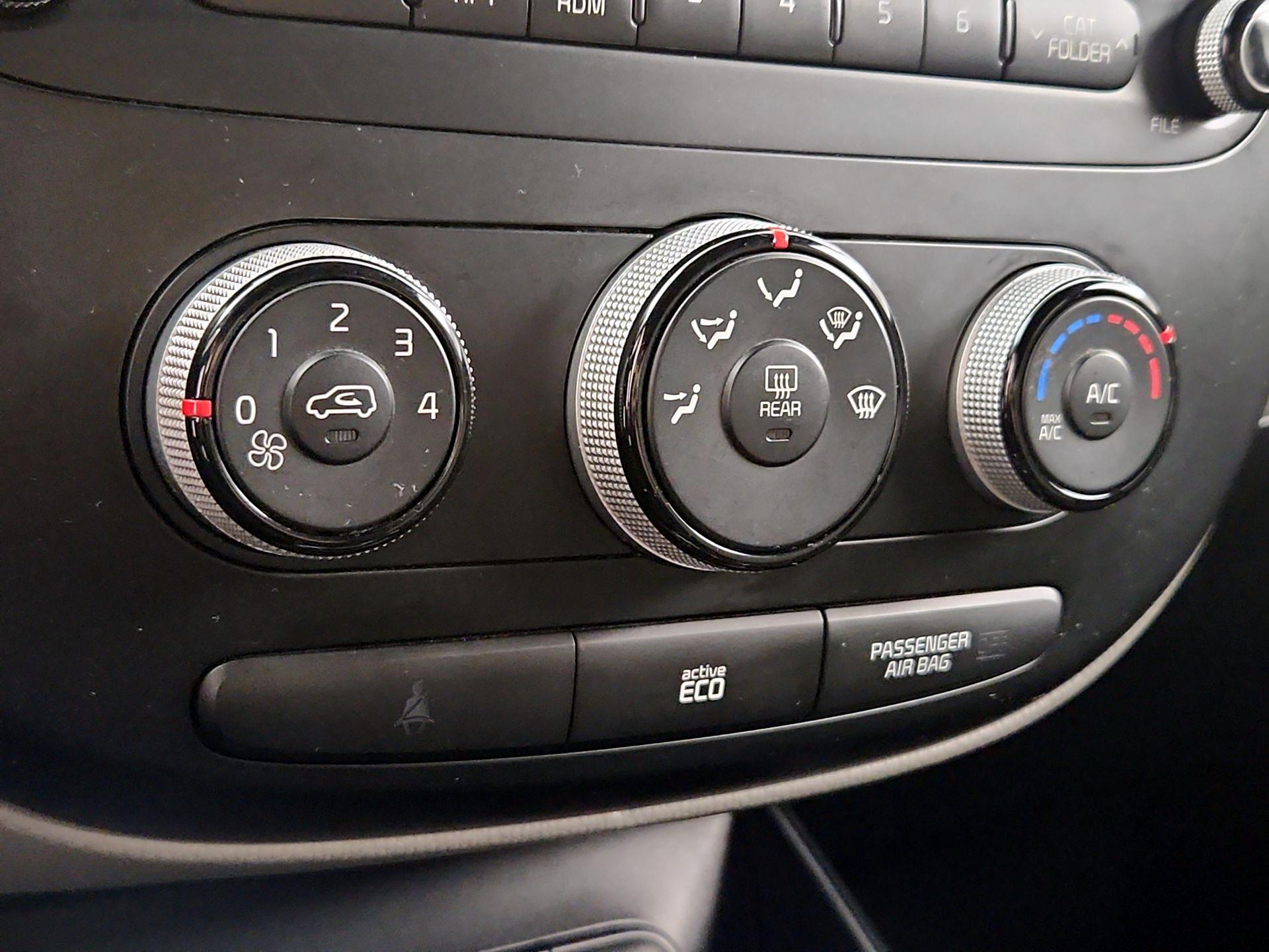 Thumbnail: 2015 Kia Soul - 15