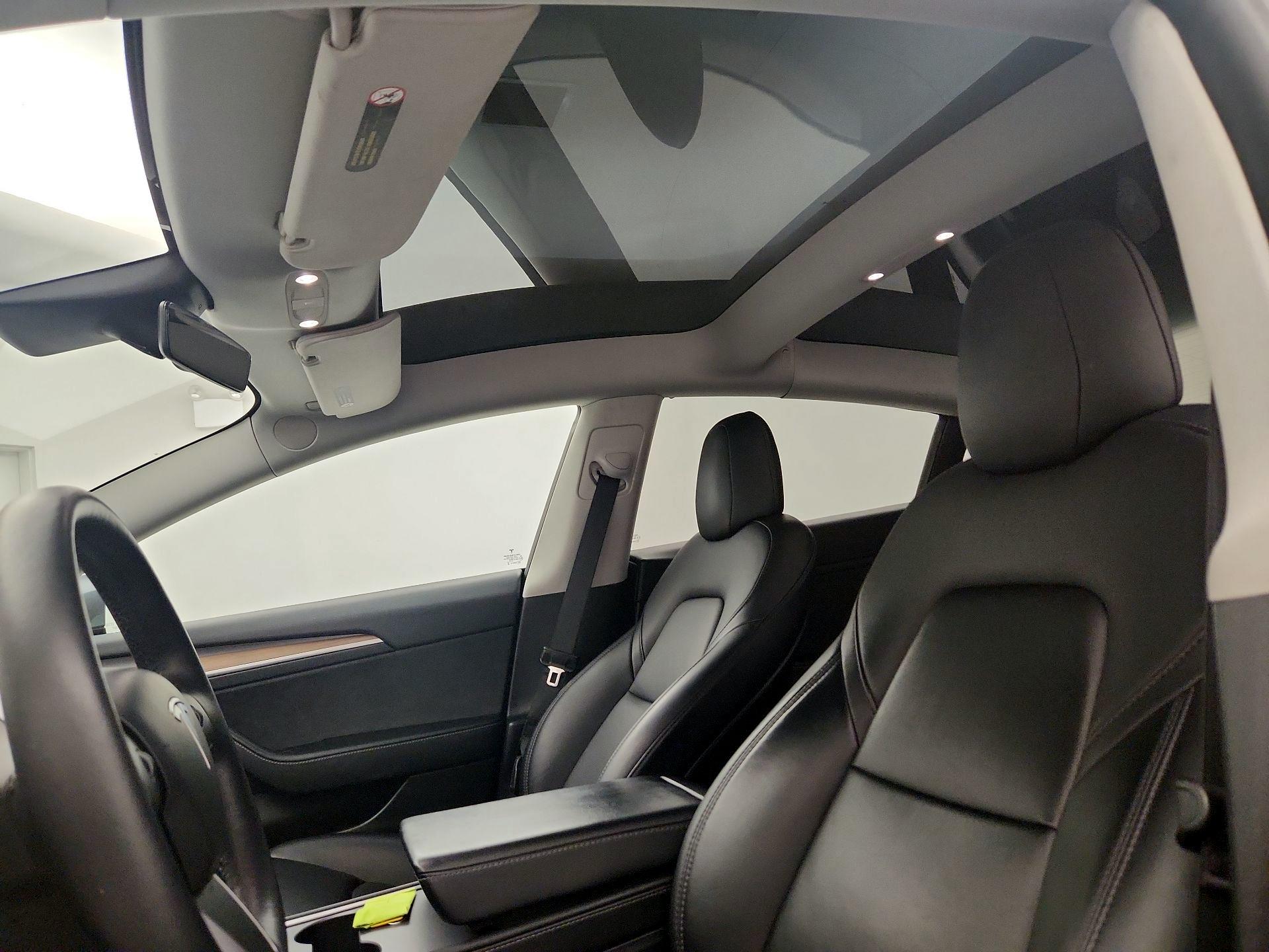 Thumbnail: 2021 Tesla Model 3 - 18