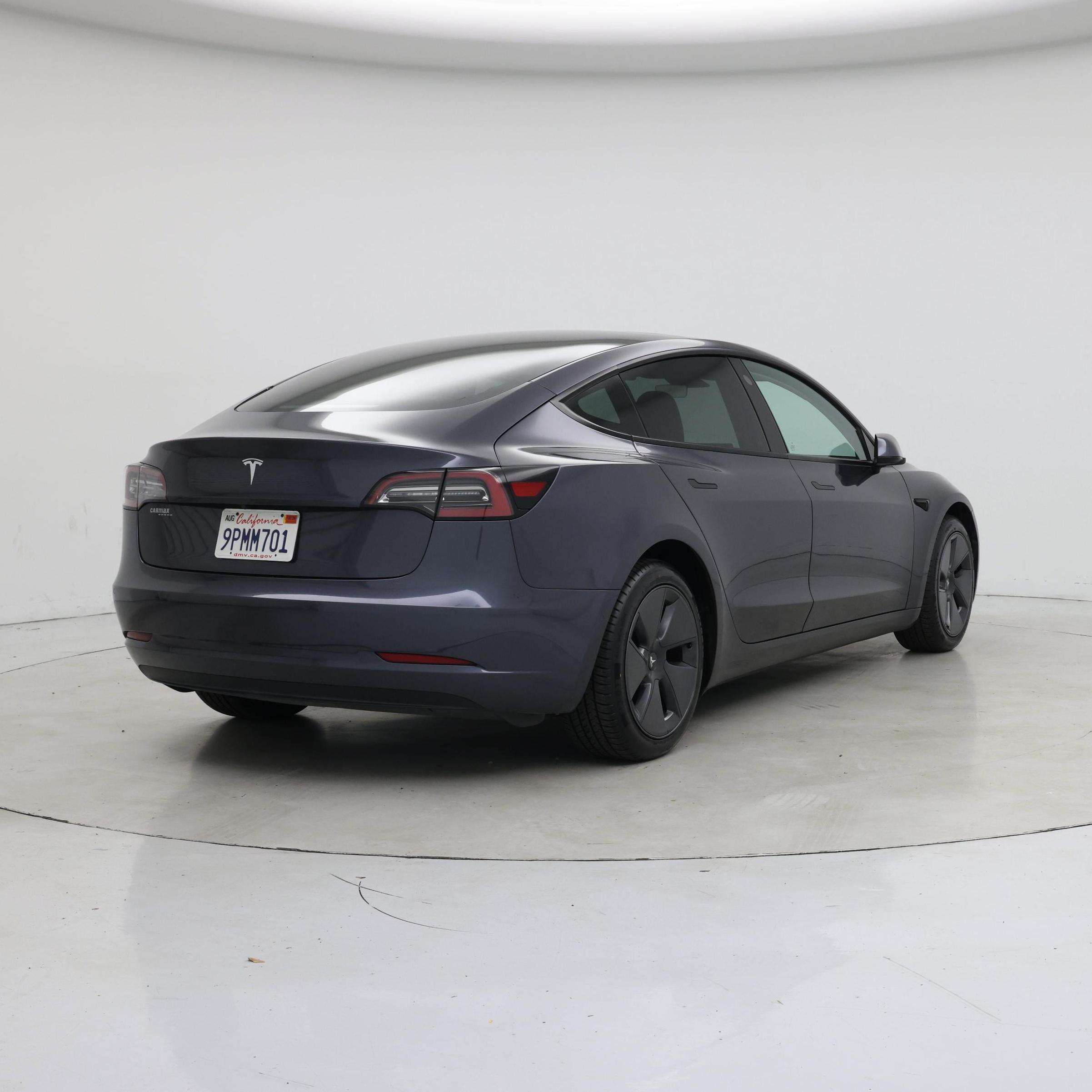 Thumbnail: 2021 Tesla Model 3 - 8