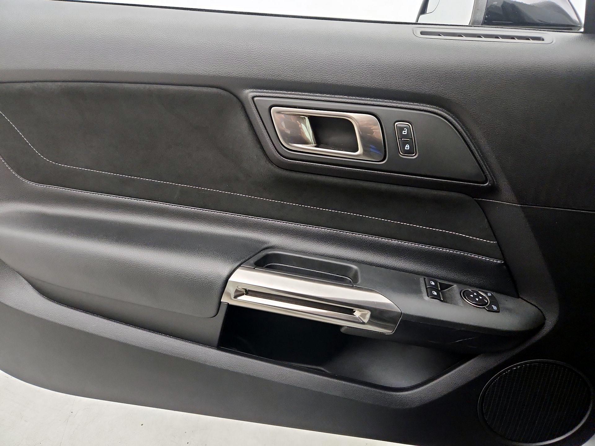 Thumbnail: 2016 Ford Mustang - 12