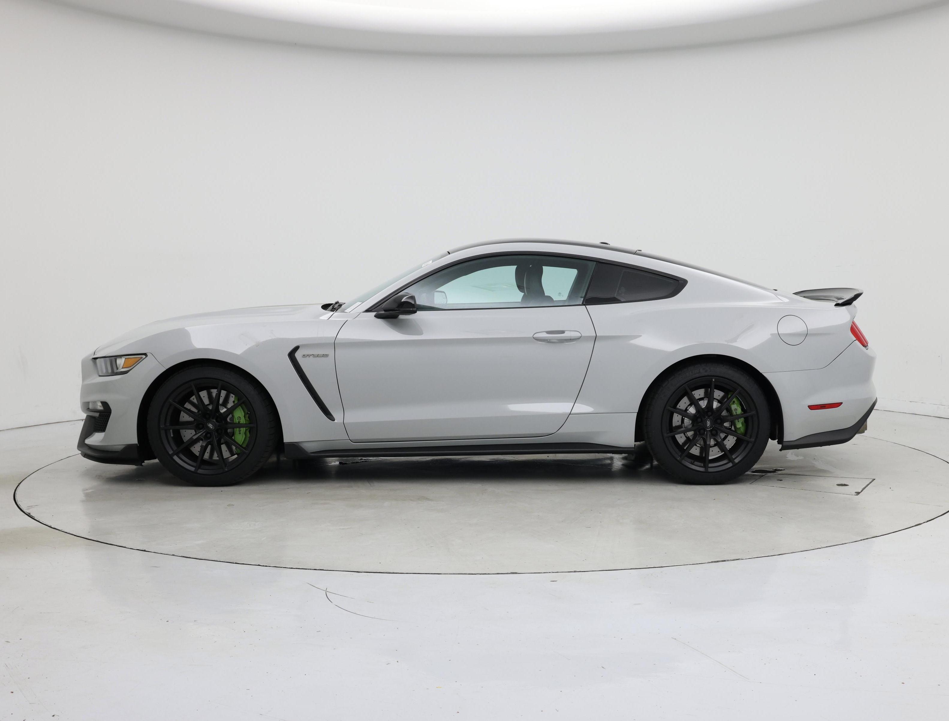 Thumbnail: 2016 Ford Mustang - 3