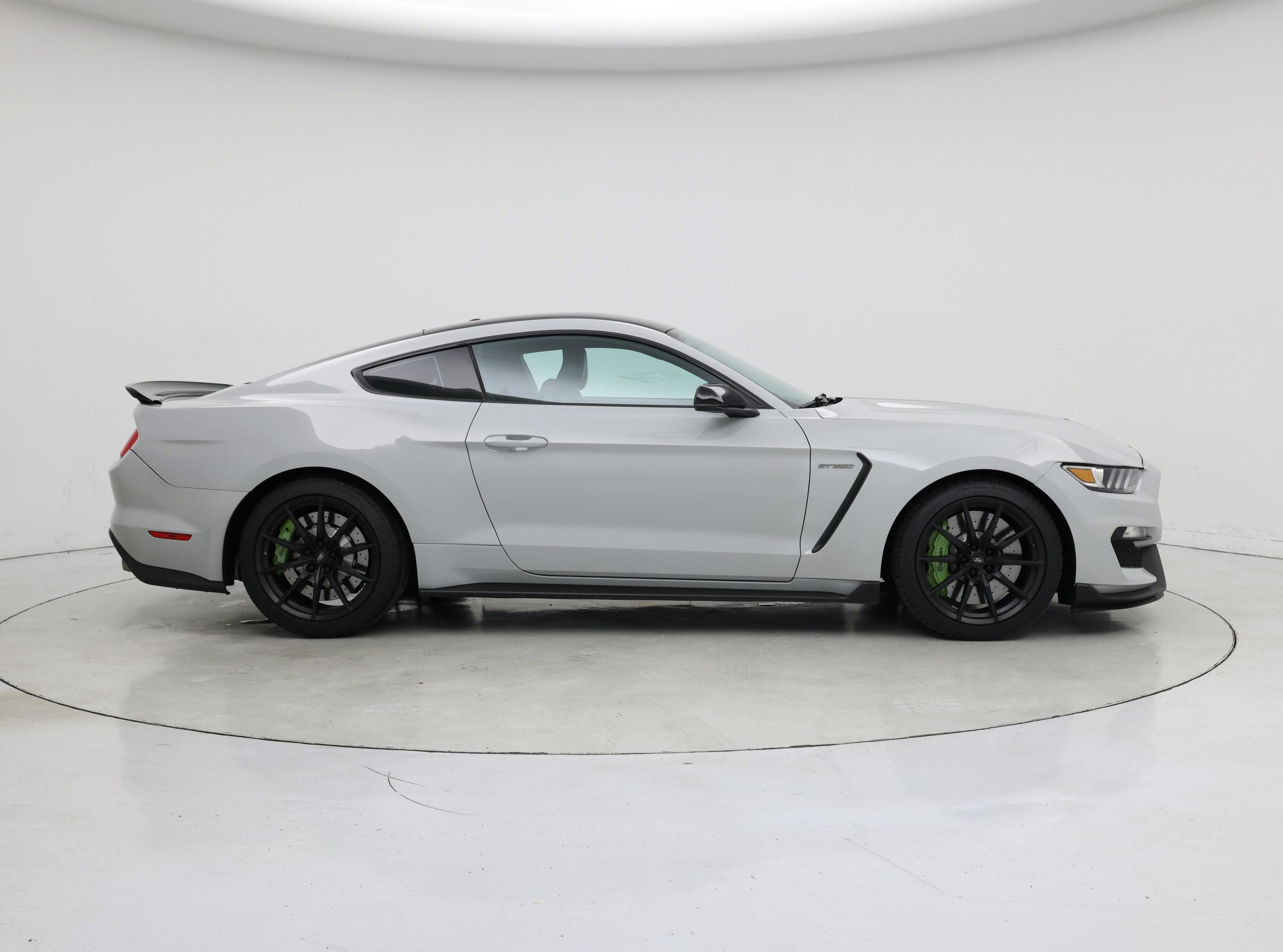 Thumbnail: 2016 Ford Mustang - 7