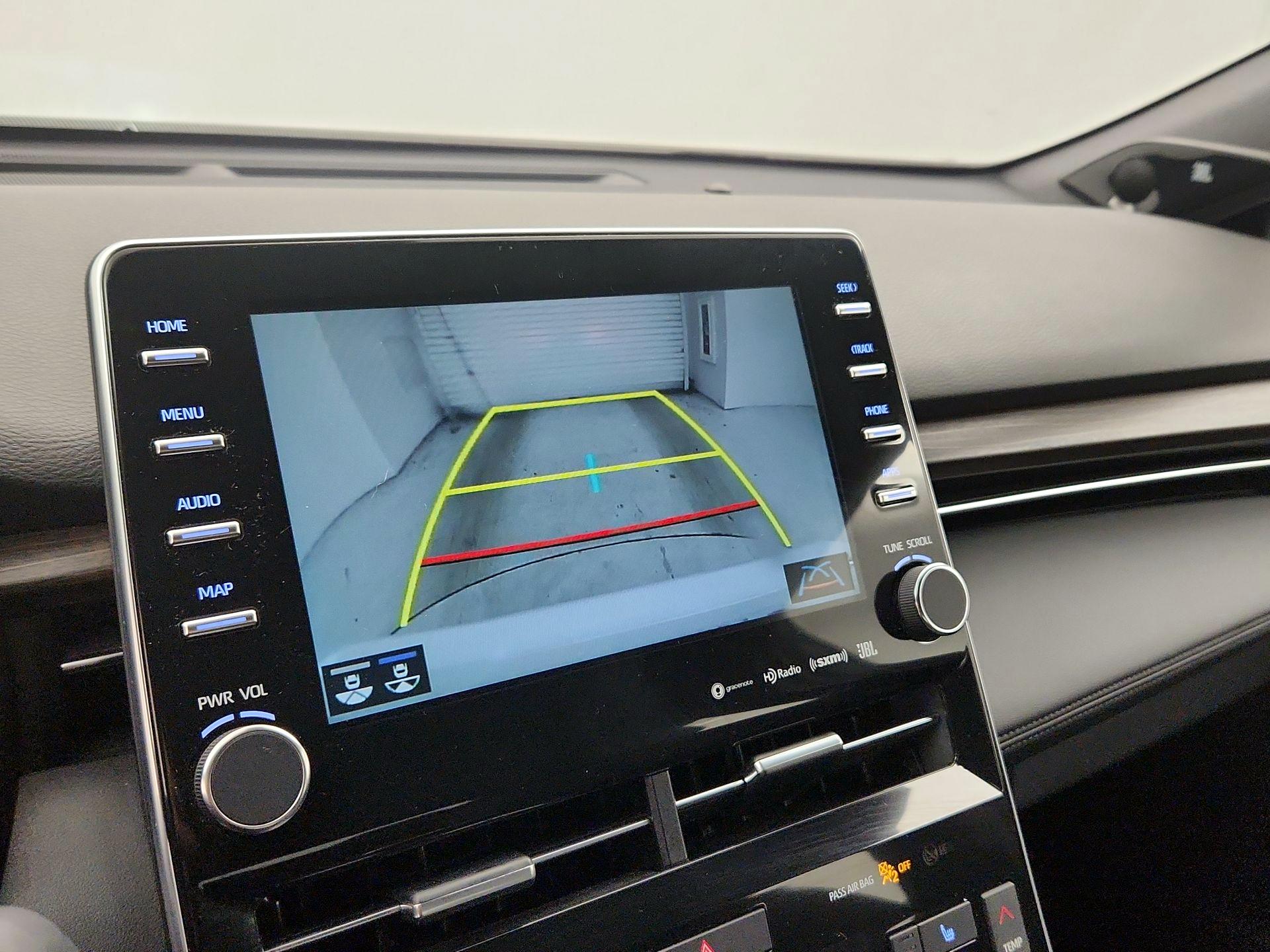 Thumbnail: 2021 Toyota Avalon - 15