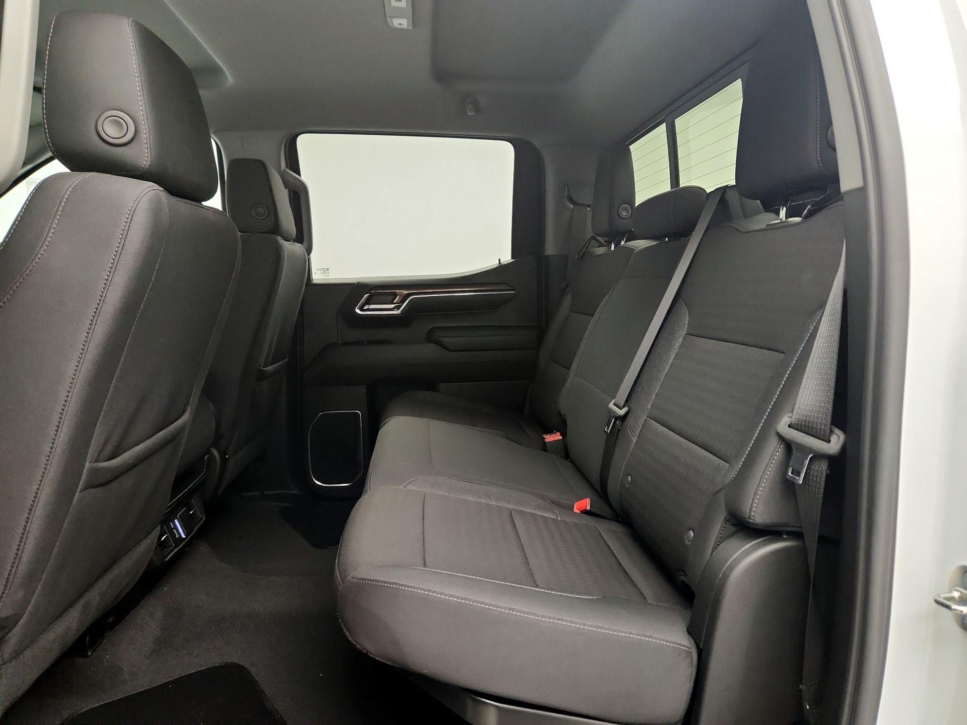 Thumbnail: 2024 Chevrolet Silverado 1500 - 19