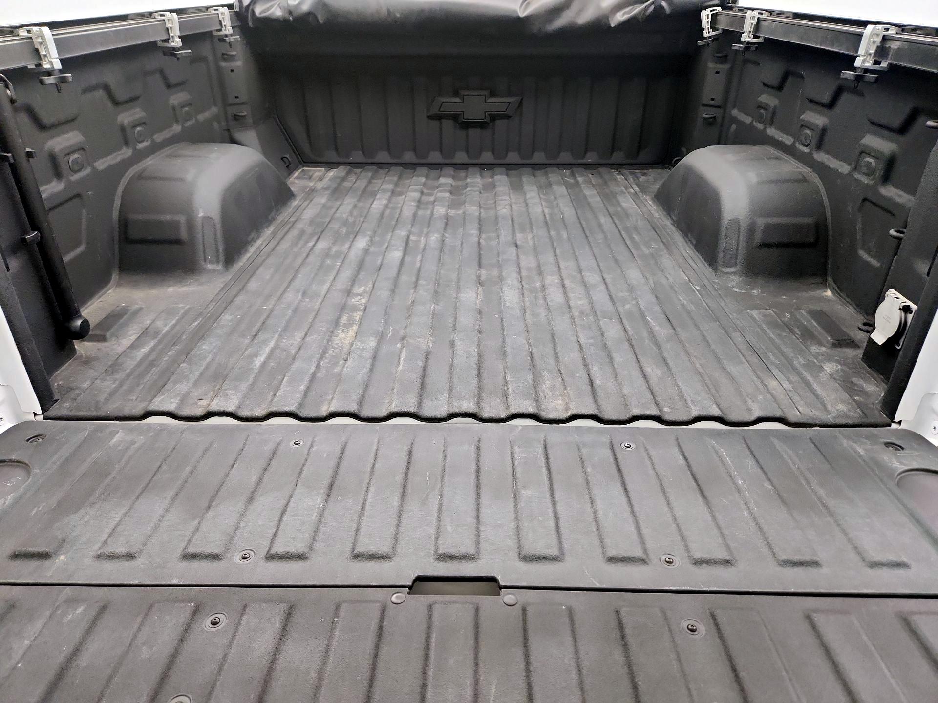 Thumbnail: 2024 Chevrolet Silverado 1500 - 20