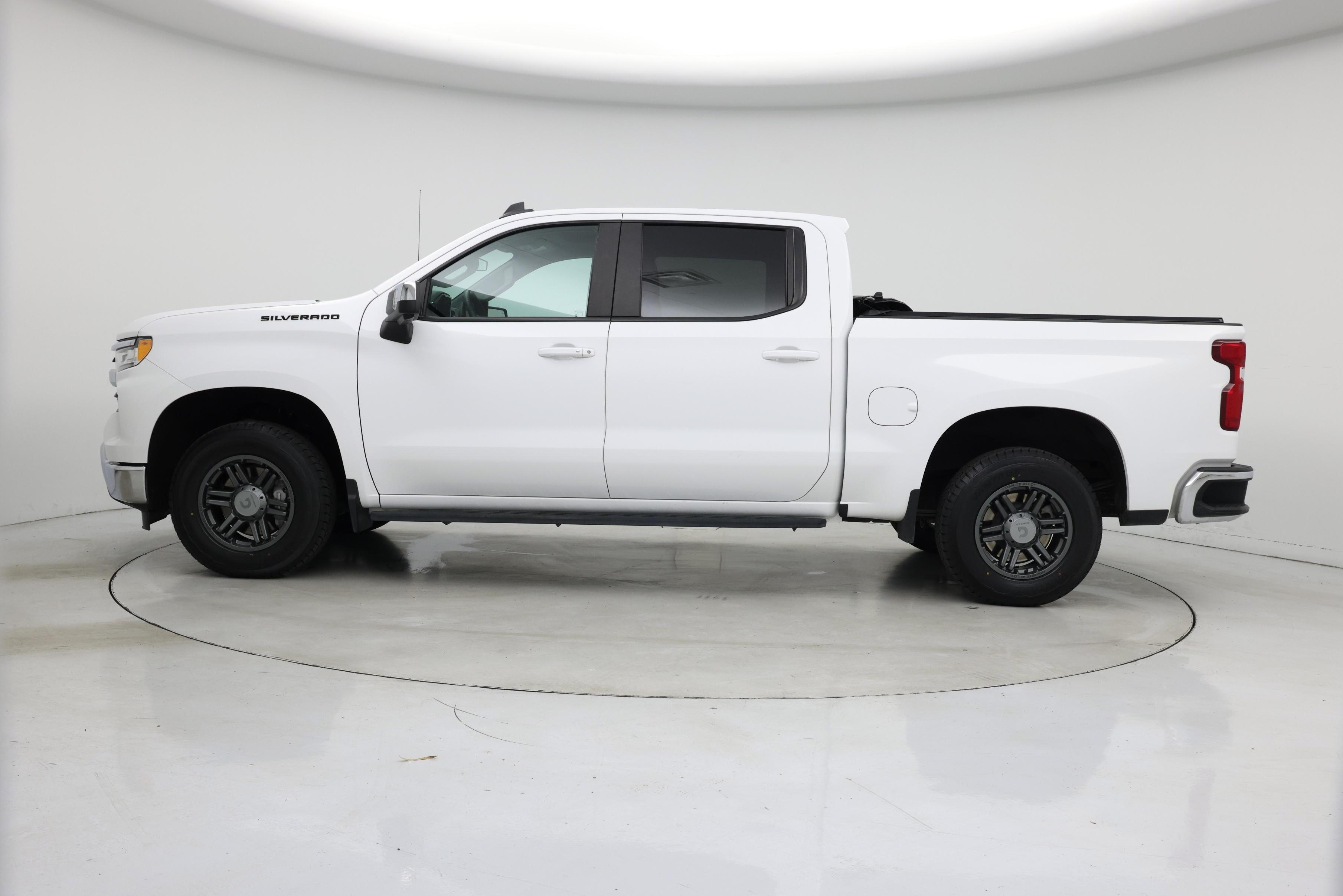 Thumbnail: 2024 Chevrolet Silverado 1500 - 3