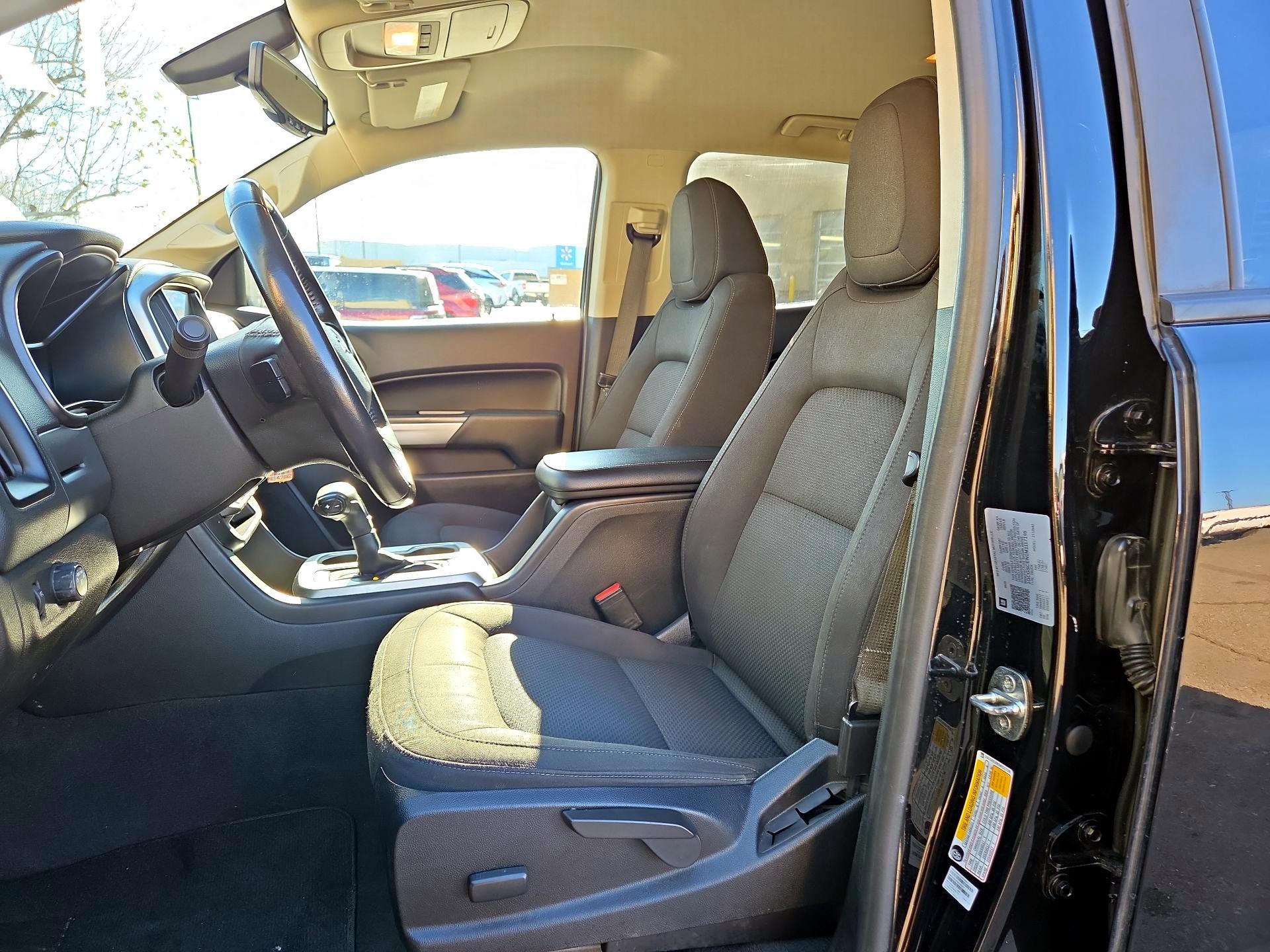 Thumbnail: 2021 Chevrolet Colorado - 9