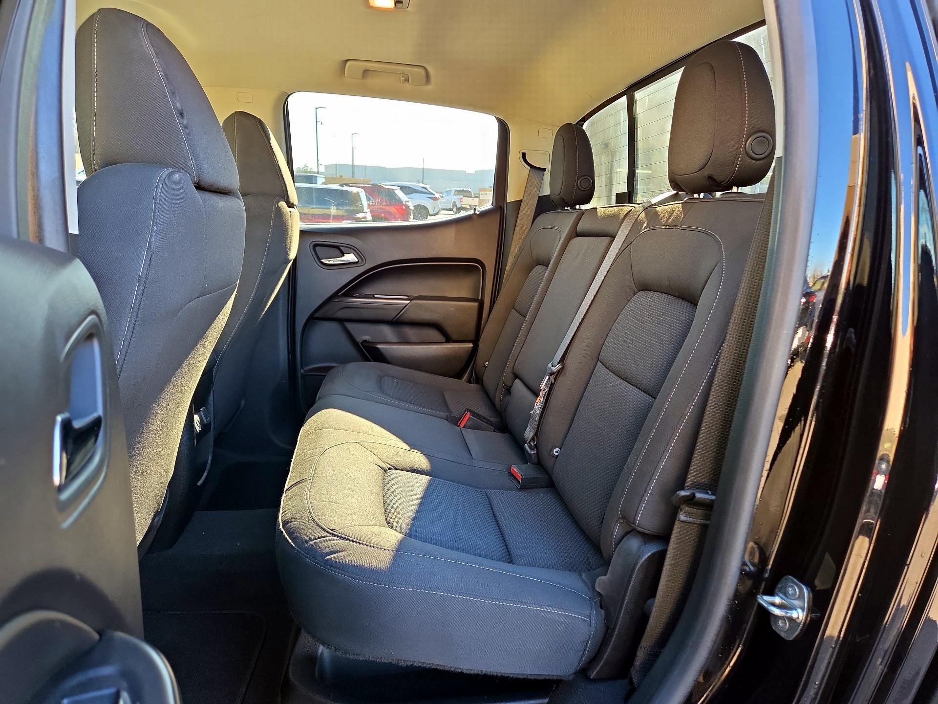 Thumbnail: 2021 Chevrolet Colorado - 17