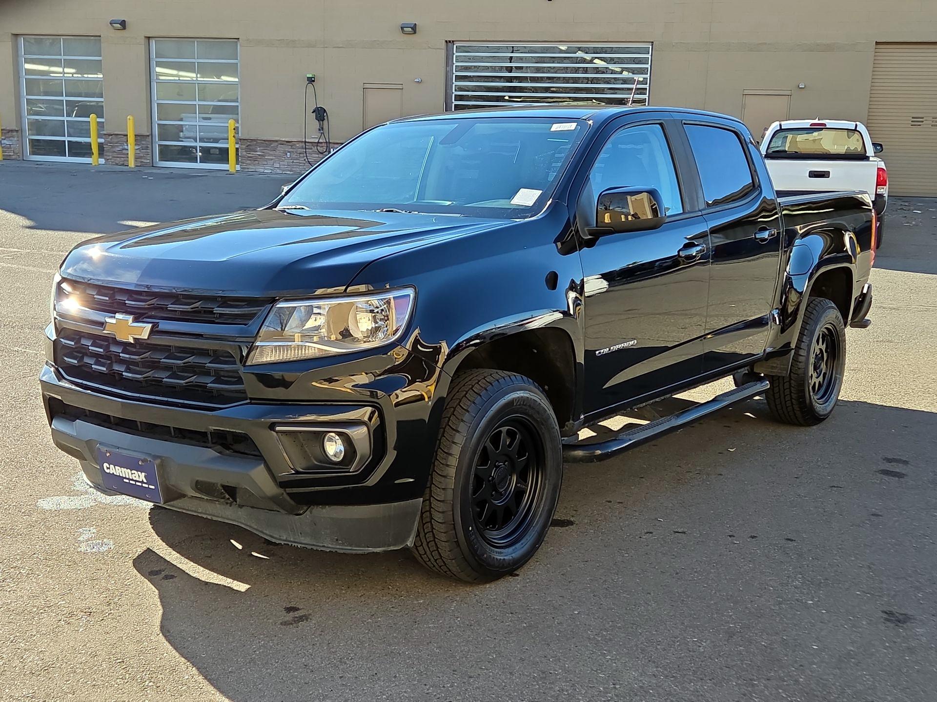 Thumbnail: 2021 Chevrolet Colorado - 3