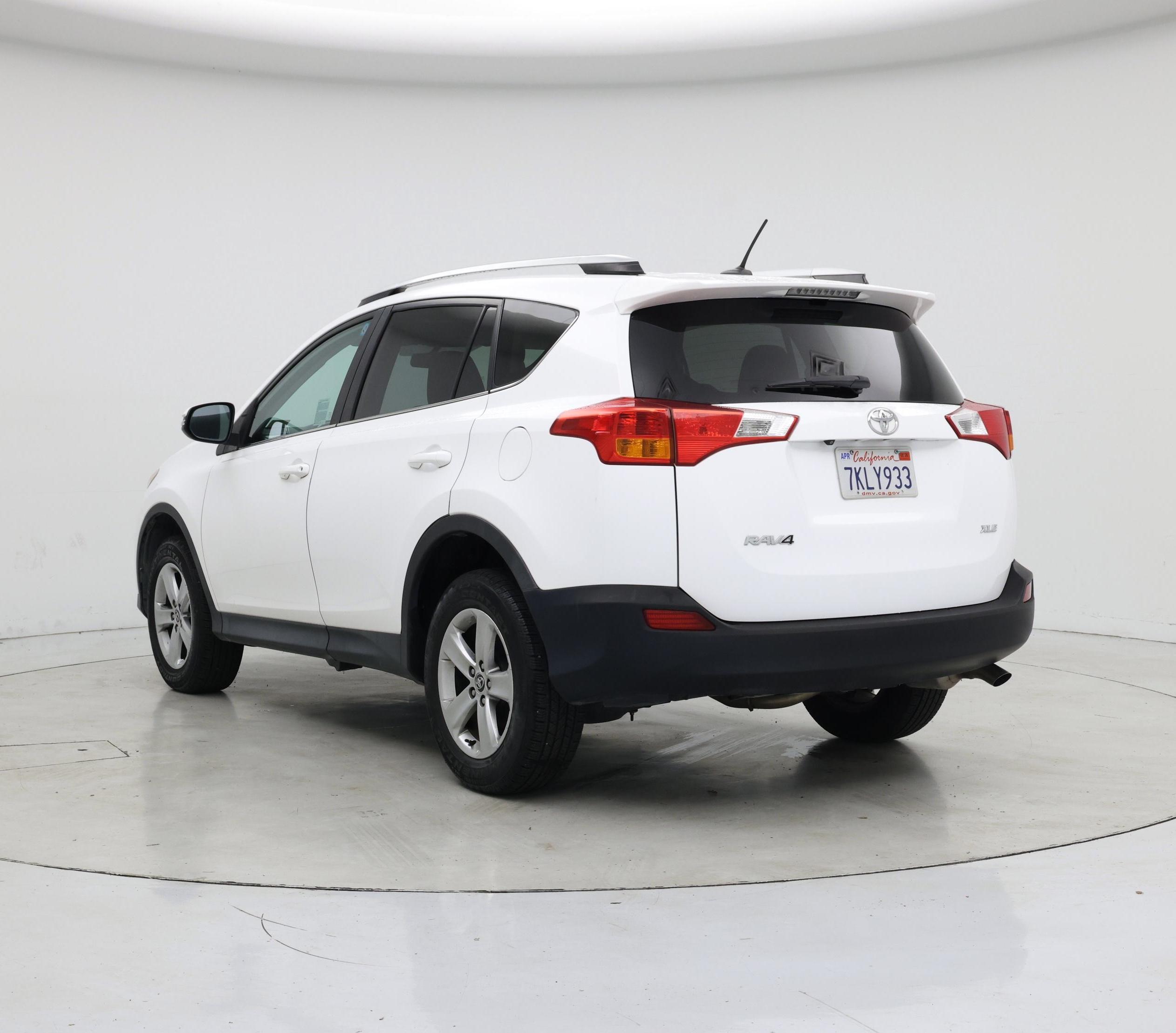 Thumbnail: 2015 Toyota RAV4 - 2