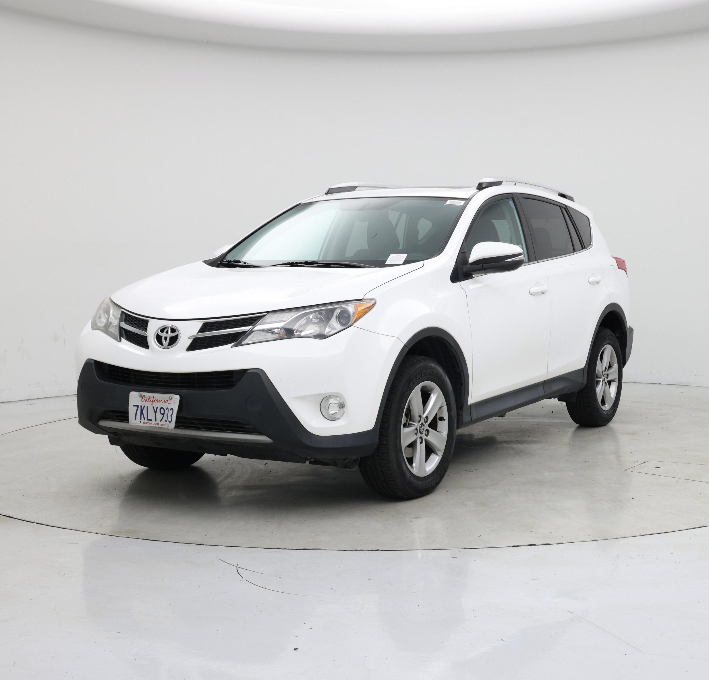 Thumbnail: 2015 Toyota RAV4 - 4