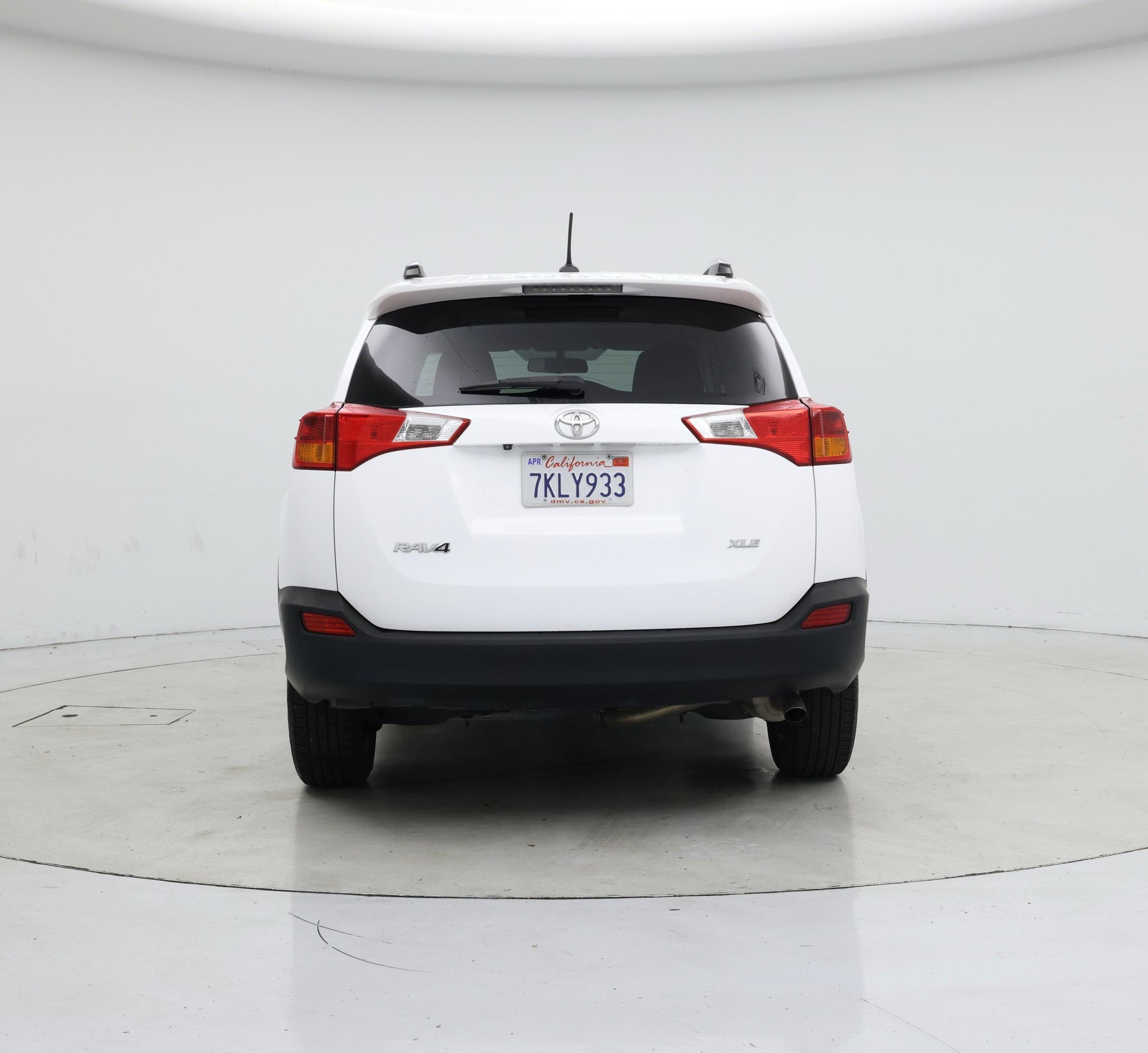 Thumbnail: 2015 Toyota RAV4 - 6