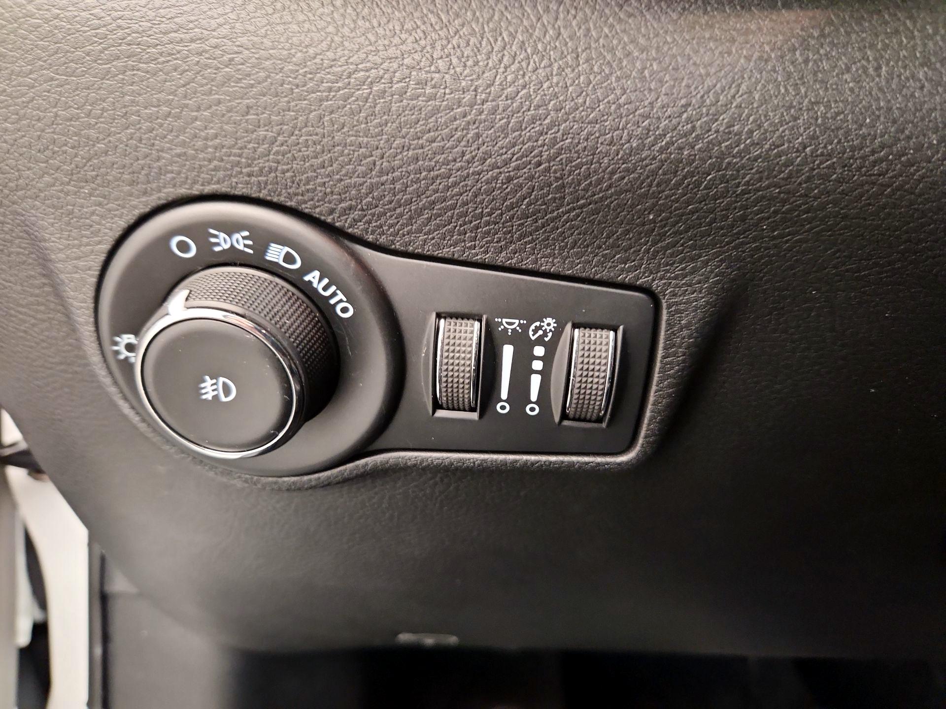 Thumbnail: 2024 Jeep Compass - 13