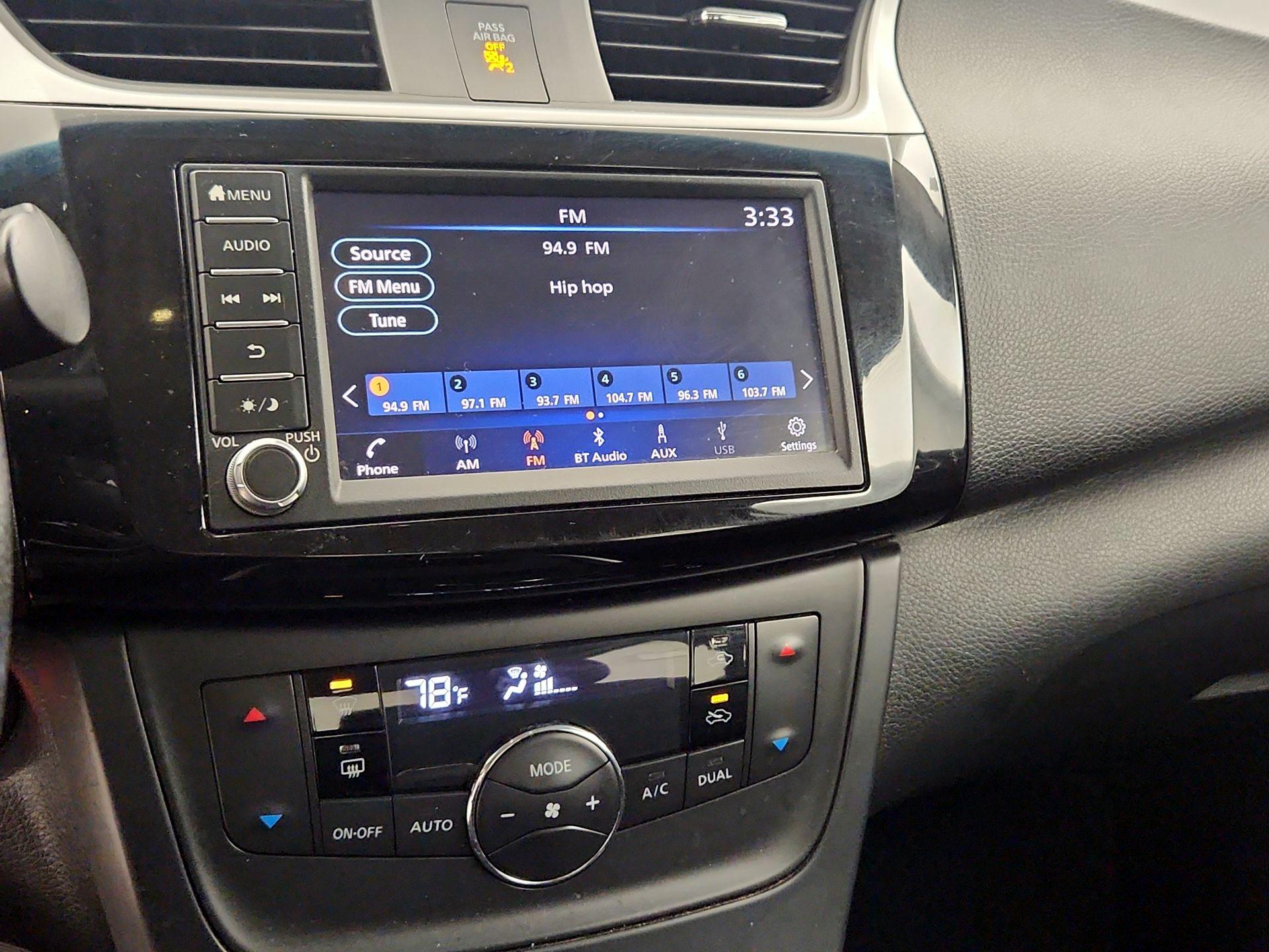 Thumbnail: 2019 Nissan Sentra - 15