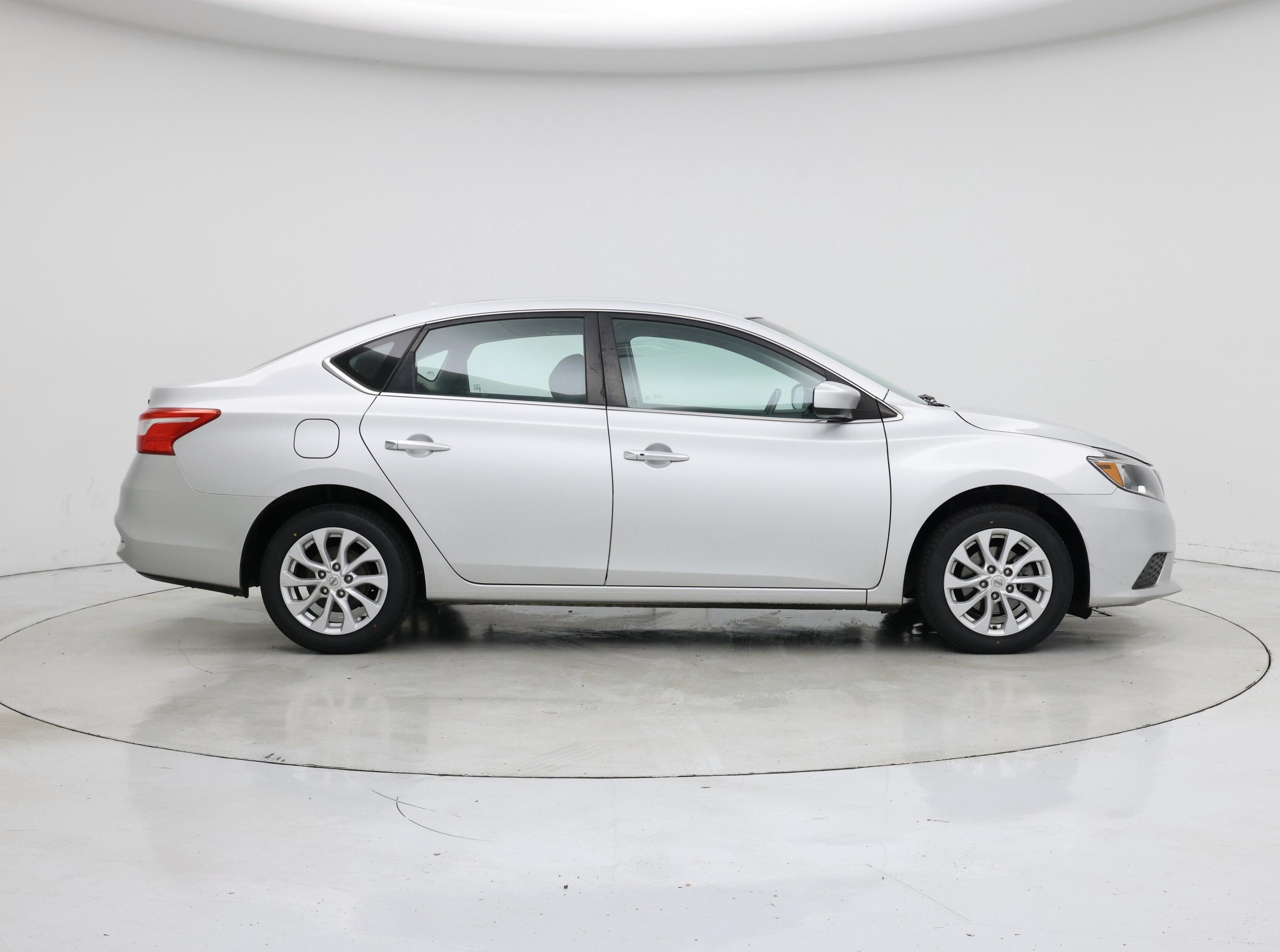 Thumbnail: 2019 Nissan Sentra - 7