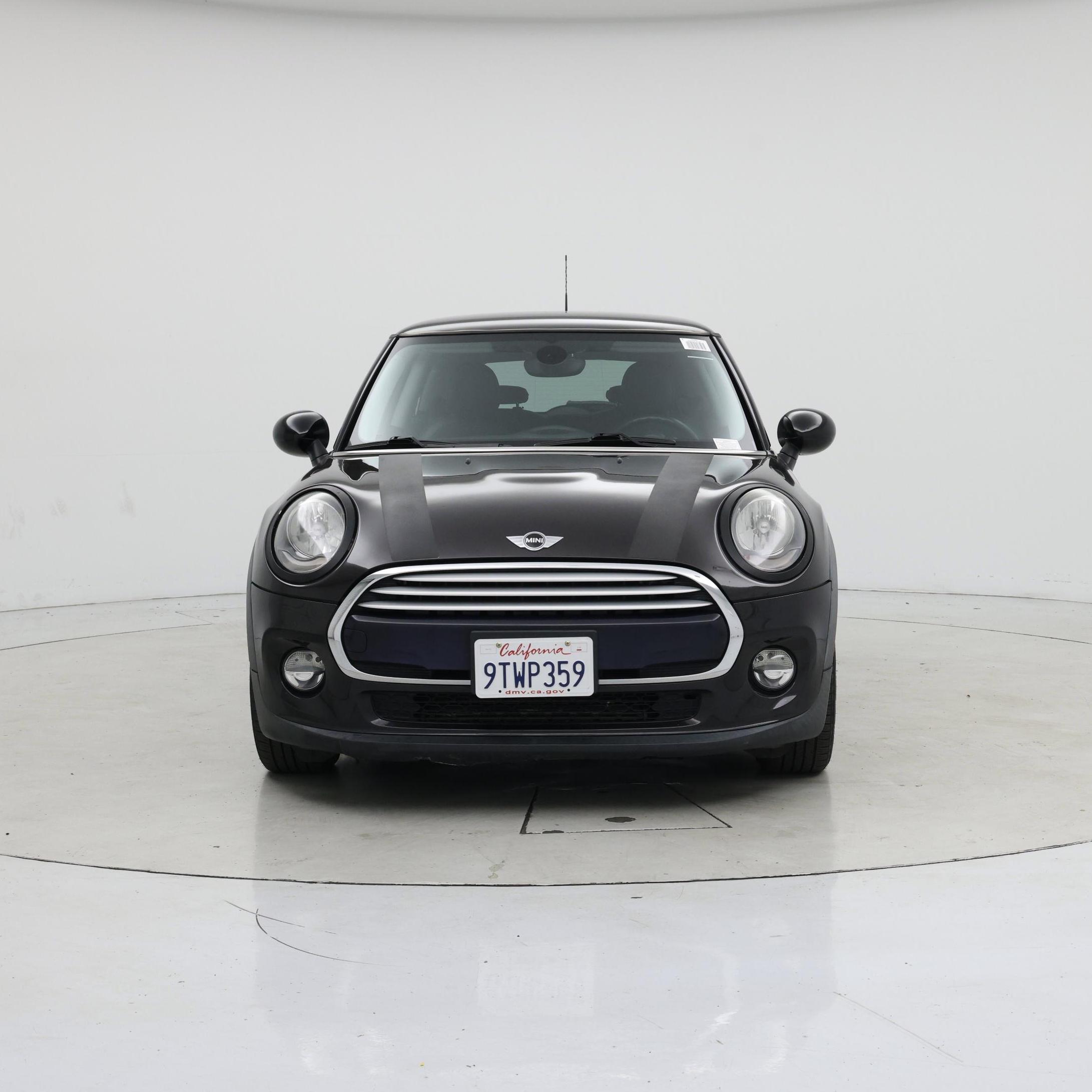 Thumbnail: 2015 MINI Cooper Hardtop - 5