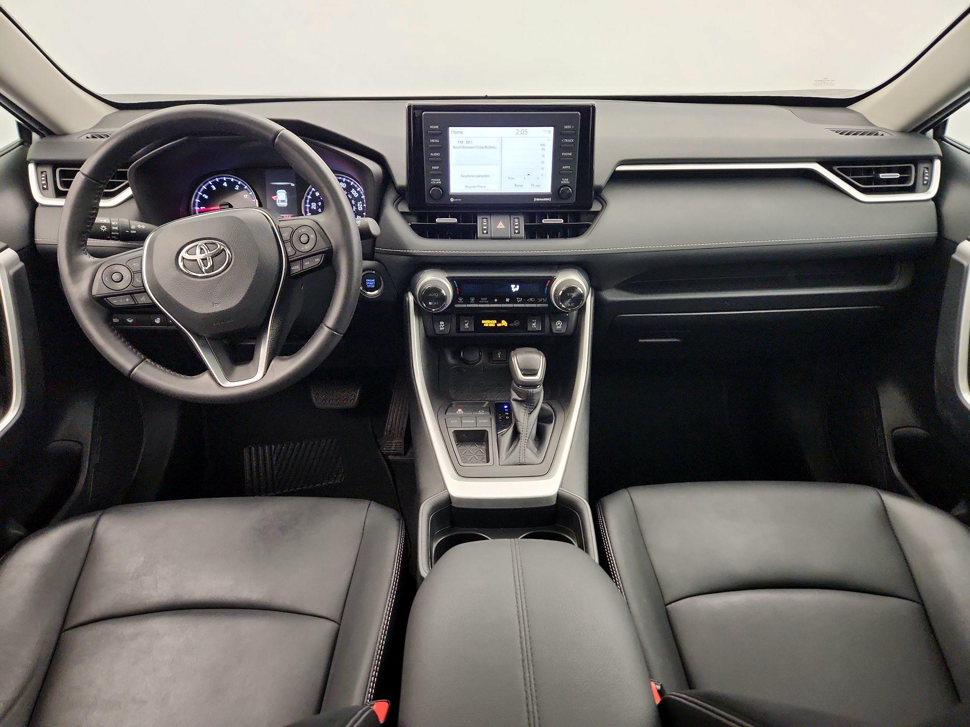 Thumbnail: 2021 Toyota RAV4 - 9