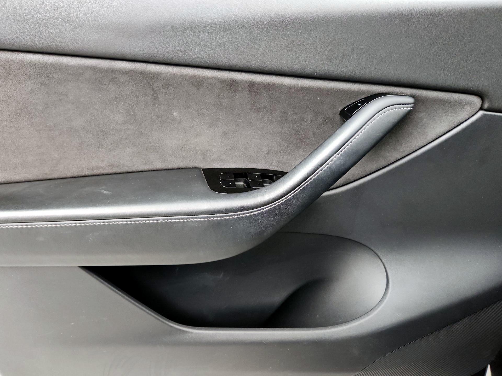 Thumbnail: 2020 Tesla Model Y - 12