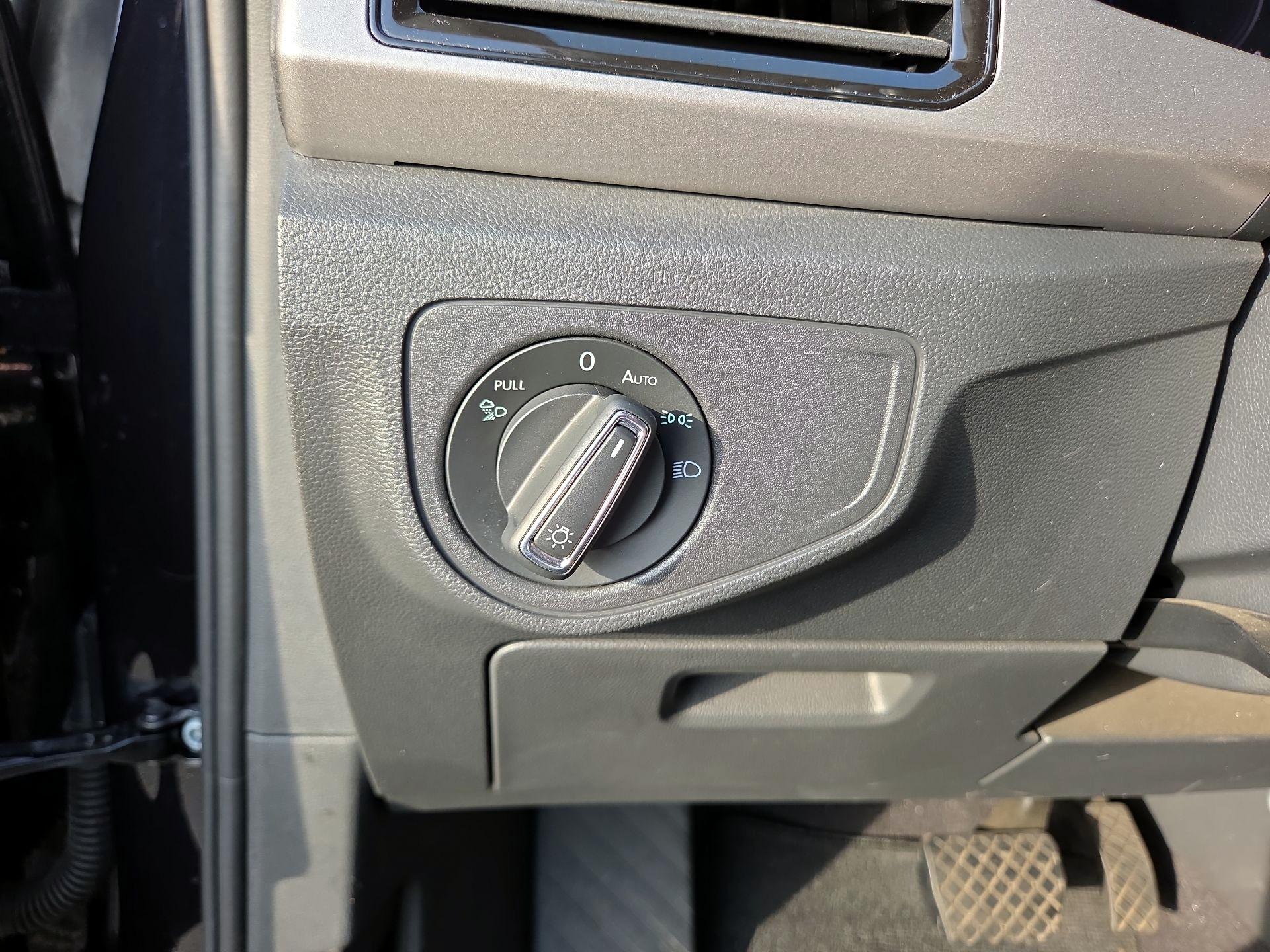 Thumbnail: 2020 Volkswagen Atlas - 11