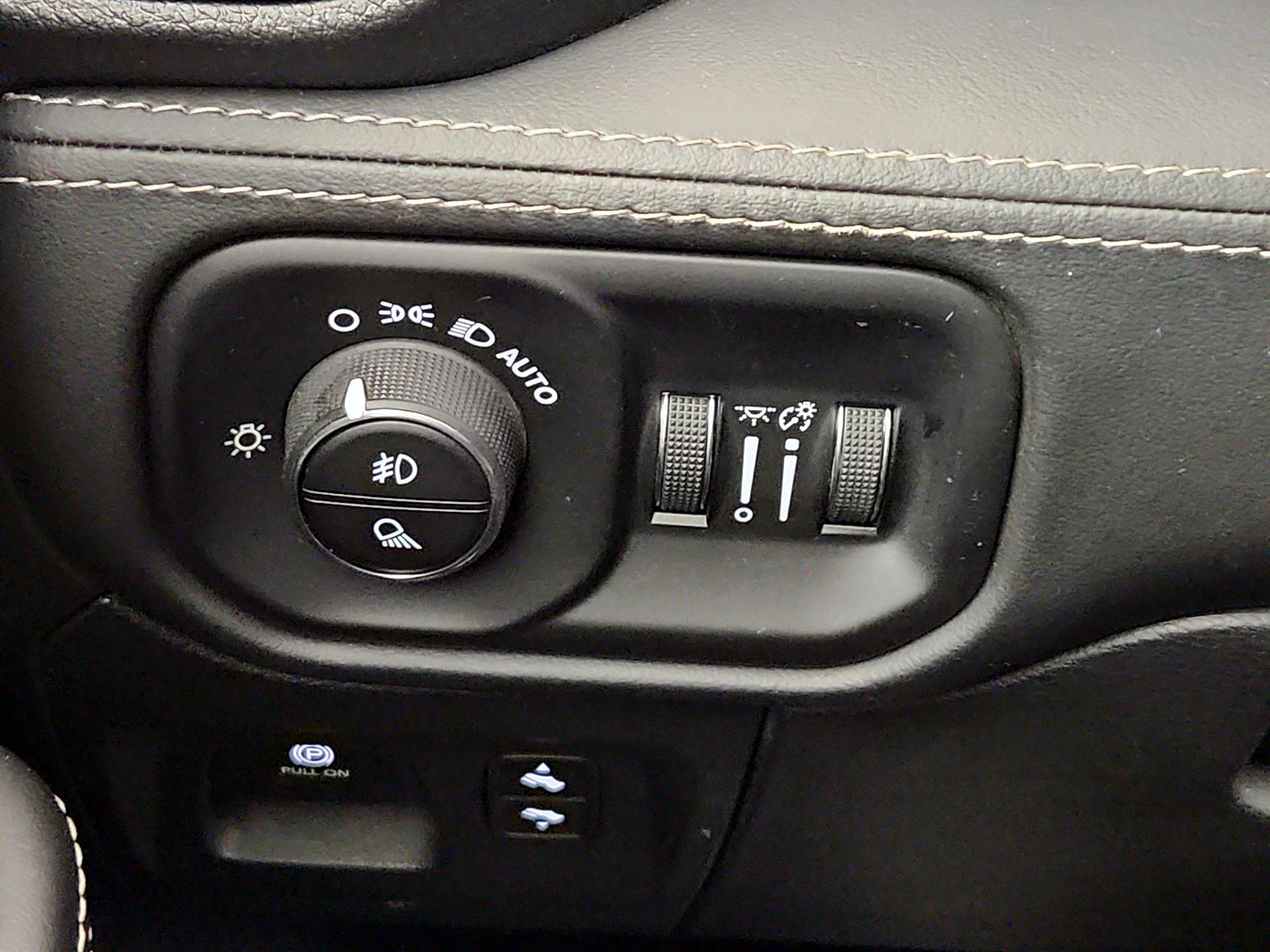 Thumbnail: 2023 RAM 1500 - 13