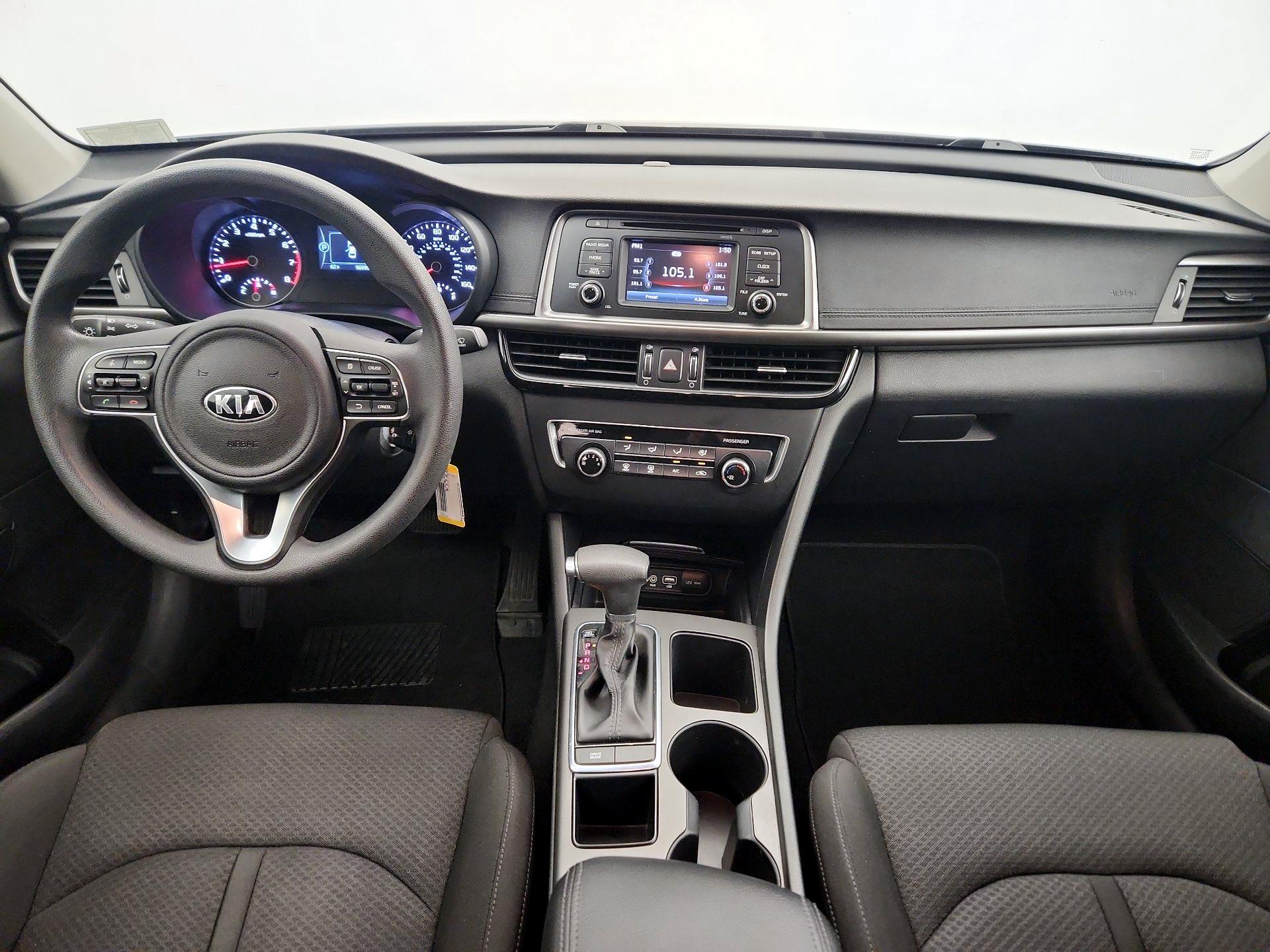 Thumbnail: 2016 Kia Optima - 9