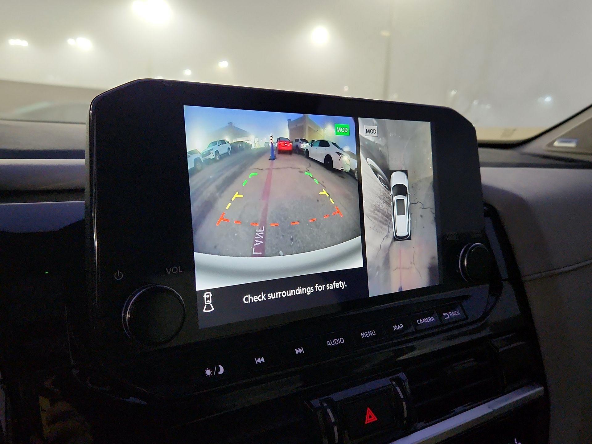 Thumbnail: 2022 Nissan Pathfinder - 13