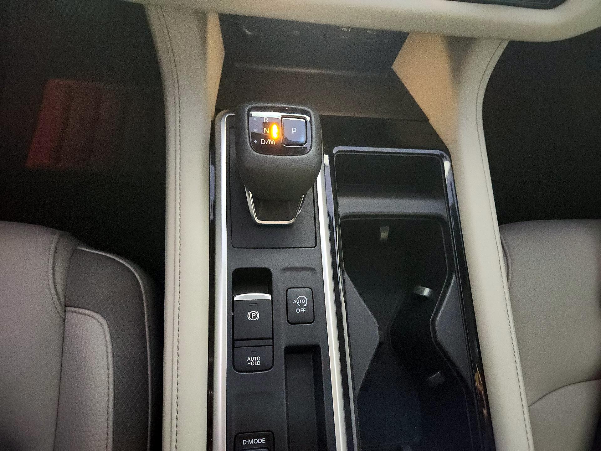 Thumbnail: 2022 Nissan Pathfinder - 16