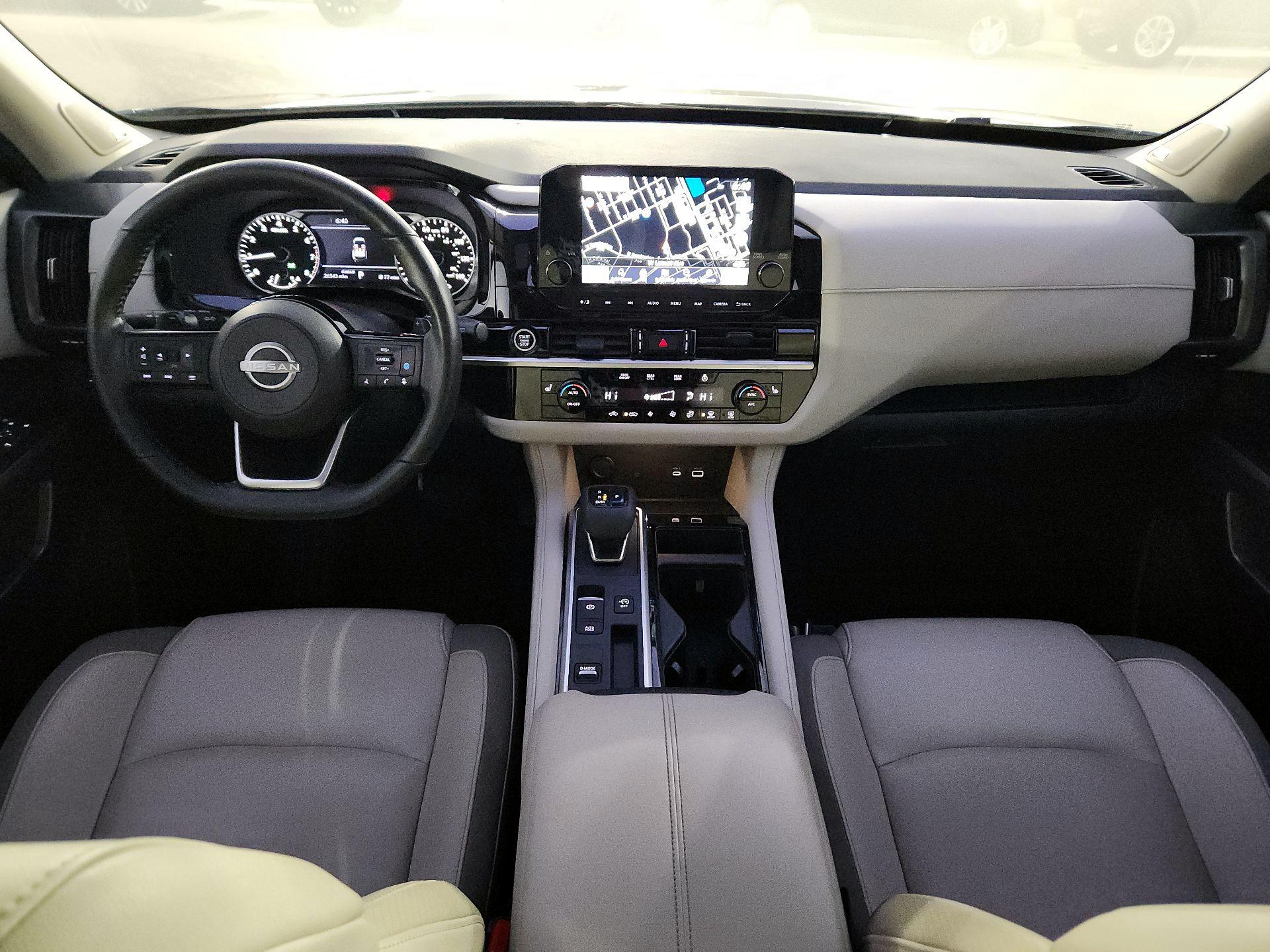 Thumbnail: 2022 Nissan Pathfinder - 8