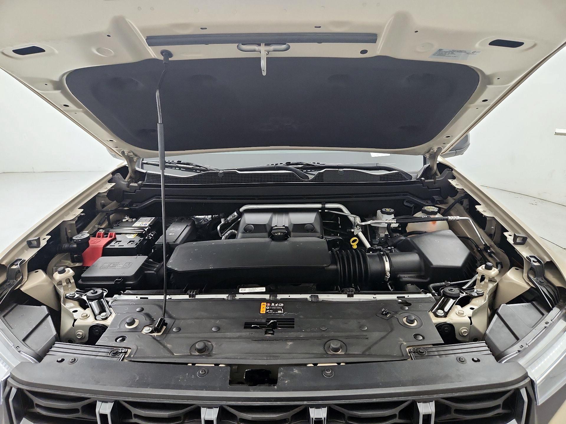 Thumbnail: 2024 GMC Canyon - 20