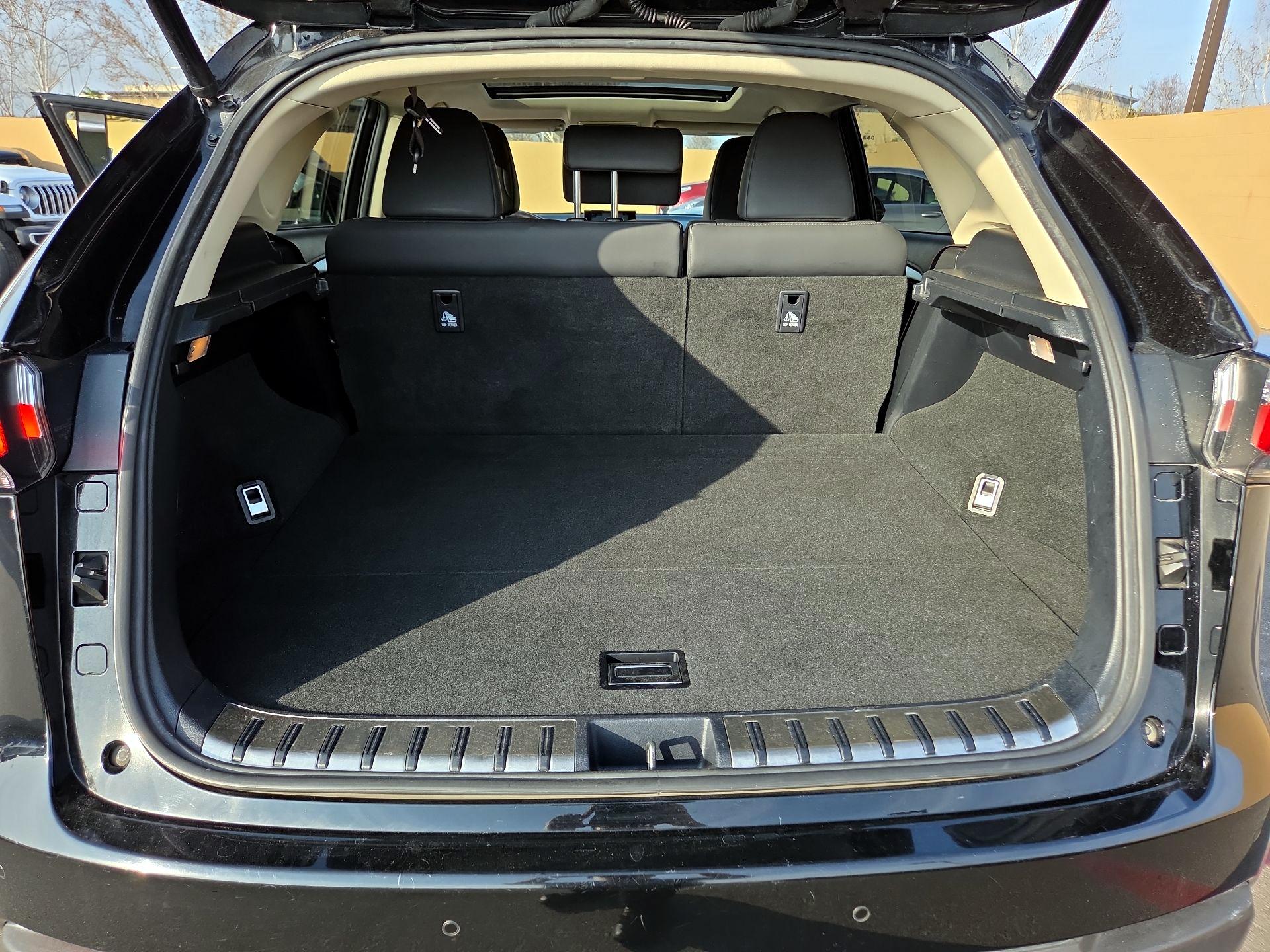 Thumbnail: 2016 Lexus NX - 20