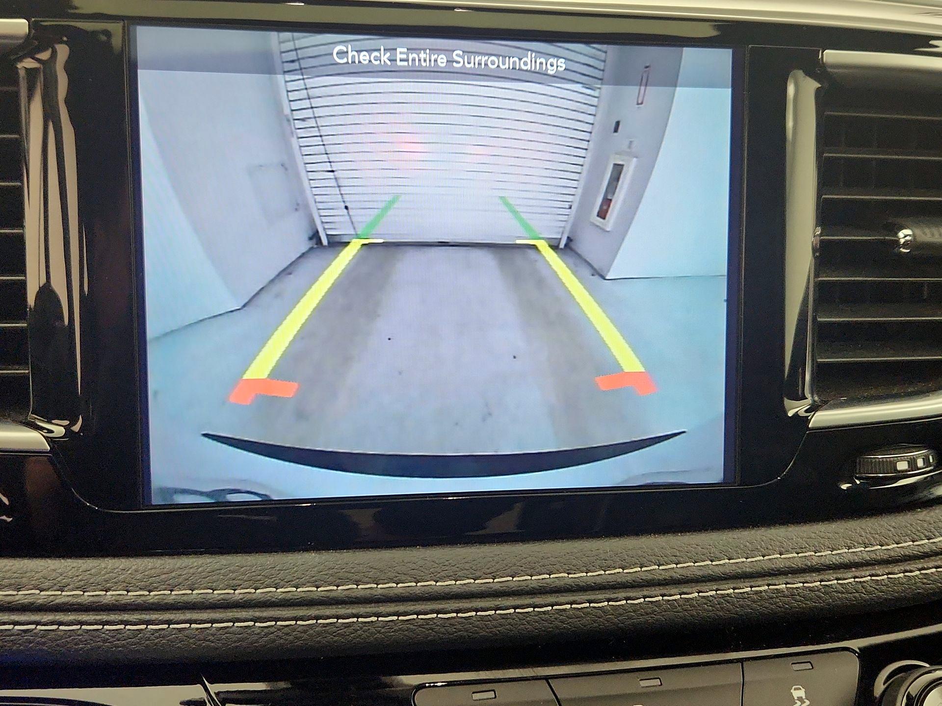 Thumbnail: 2019 Chrysler Pacifica - 15