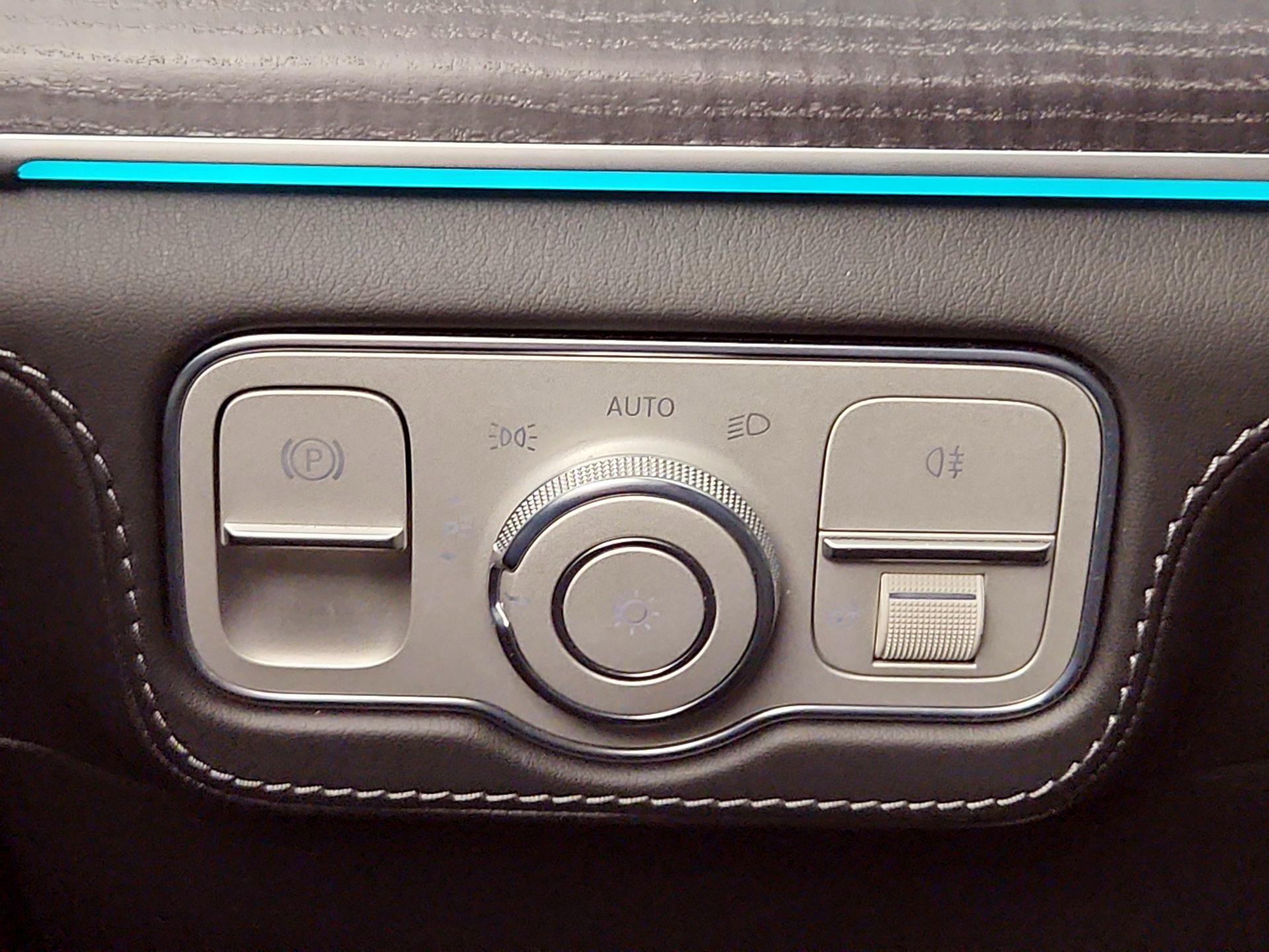 Thumbnail: 2021 Mercedes-Benz GLE - 13