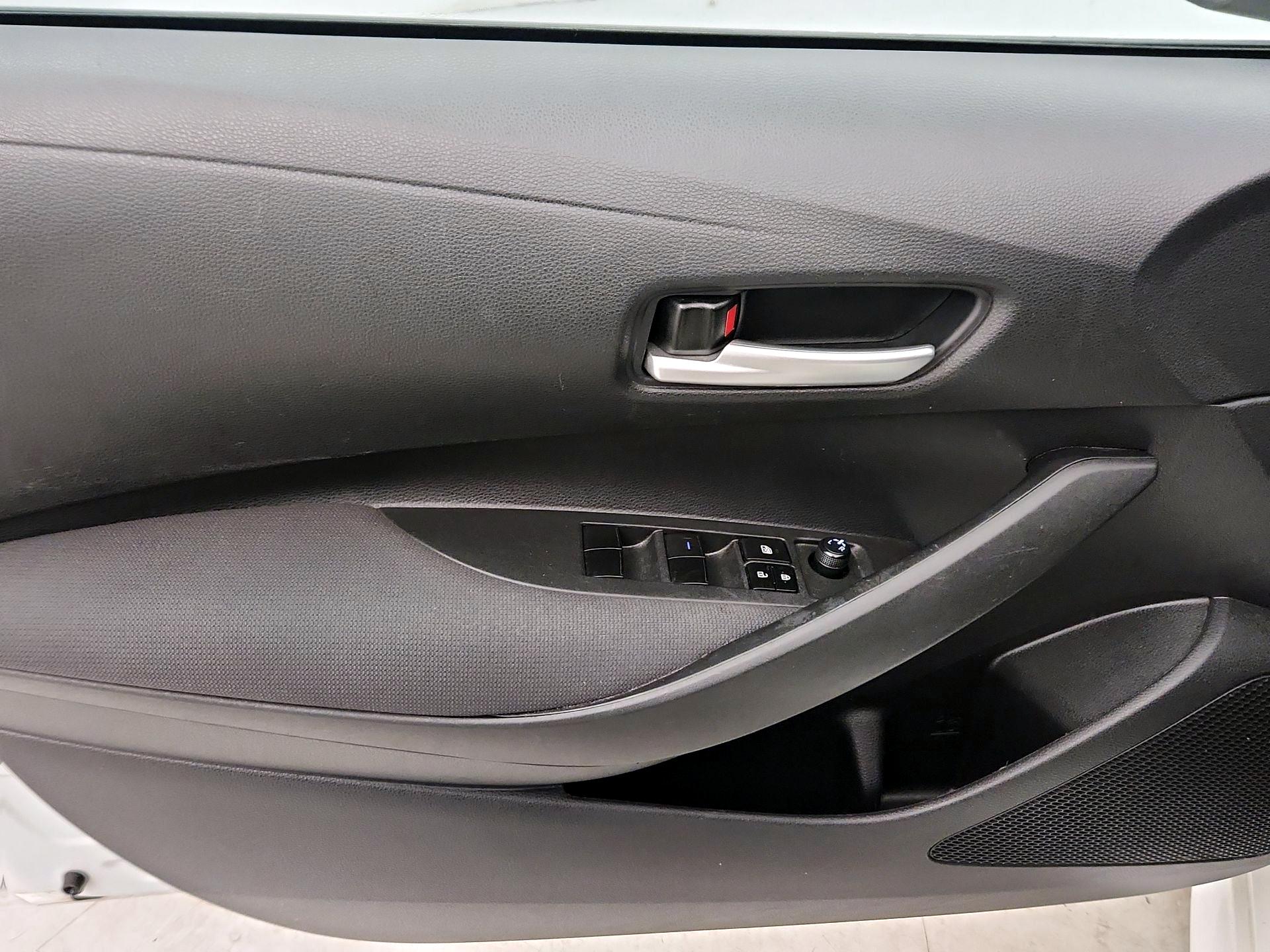 Thumbnail: 2021 Toyota Corolla - 12