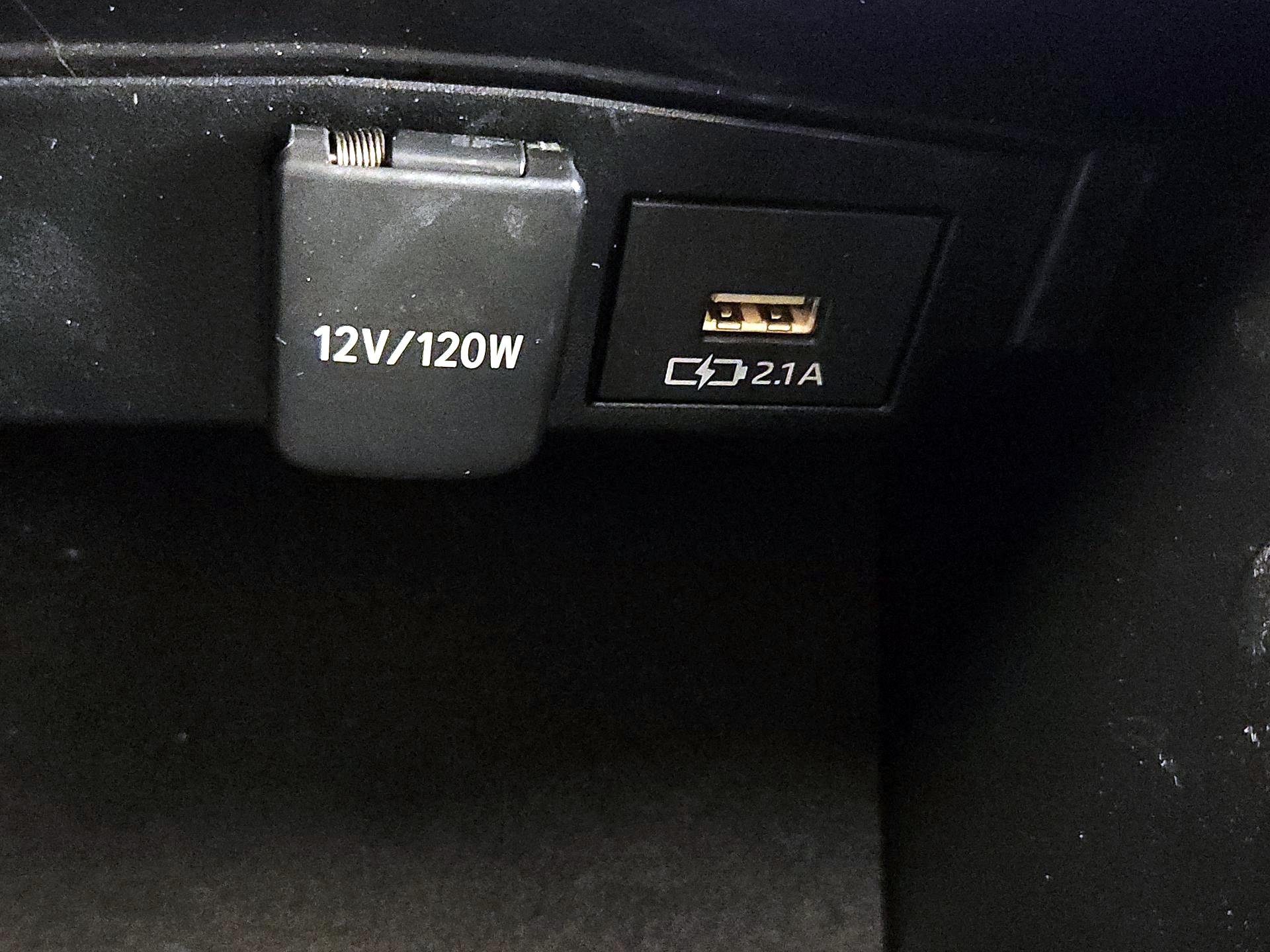 Thumbnail: 2021 Toyota Corolla - 18