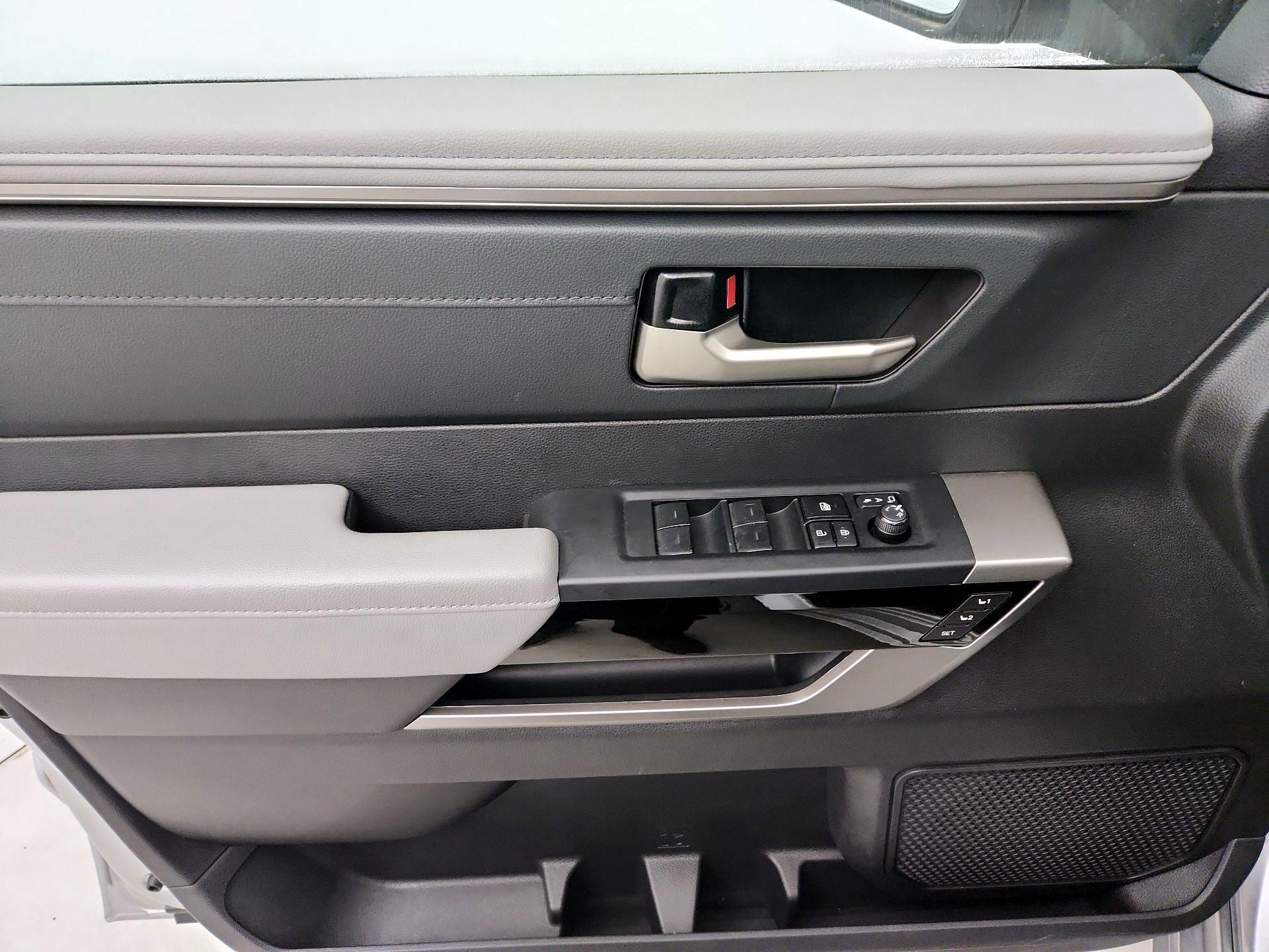 Thumbnail: 2024 Toyota Tundra - 12