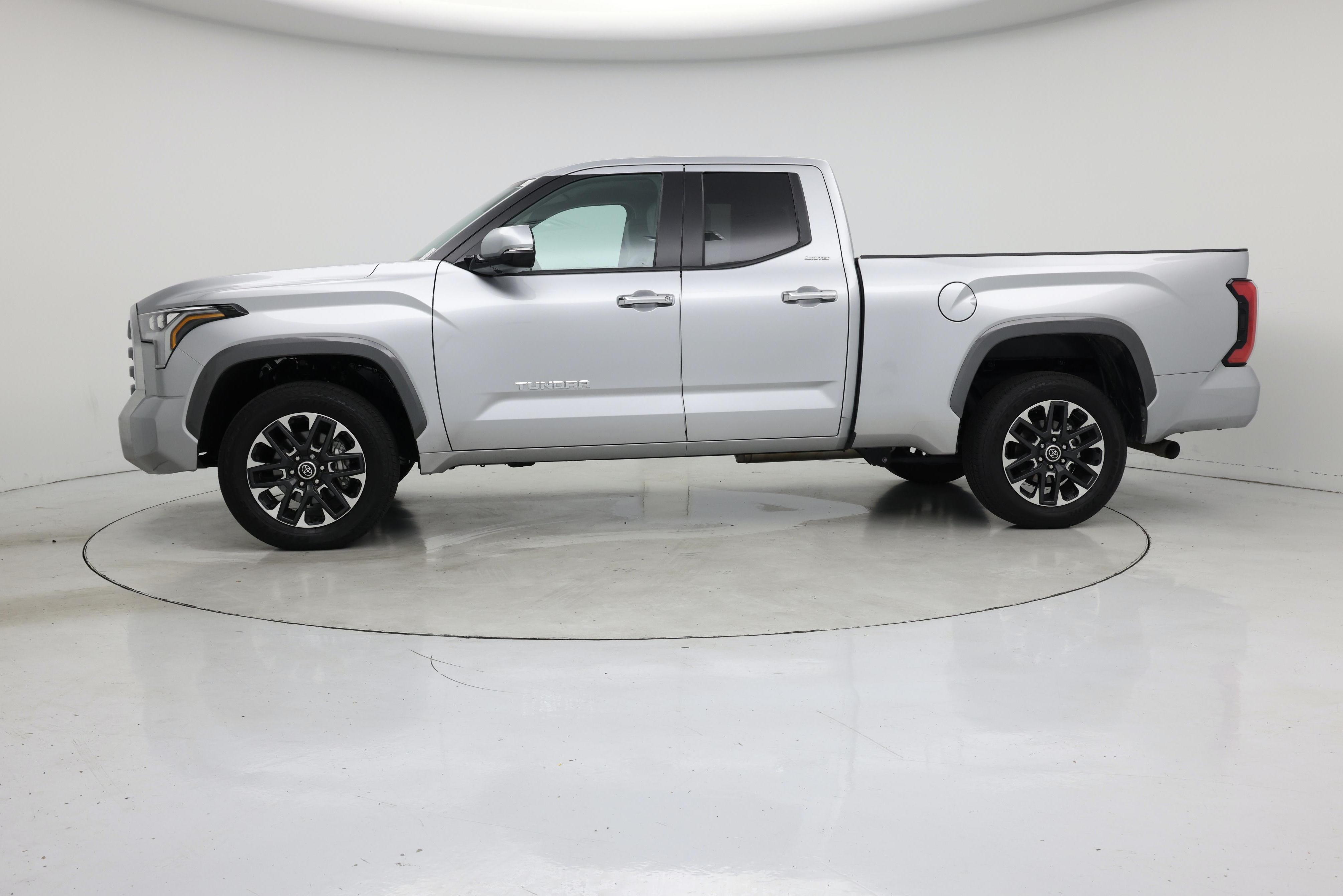 Thumbnail: 2024 Toyota Tundra - 3