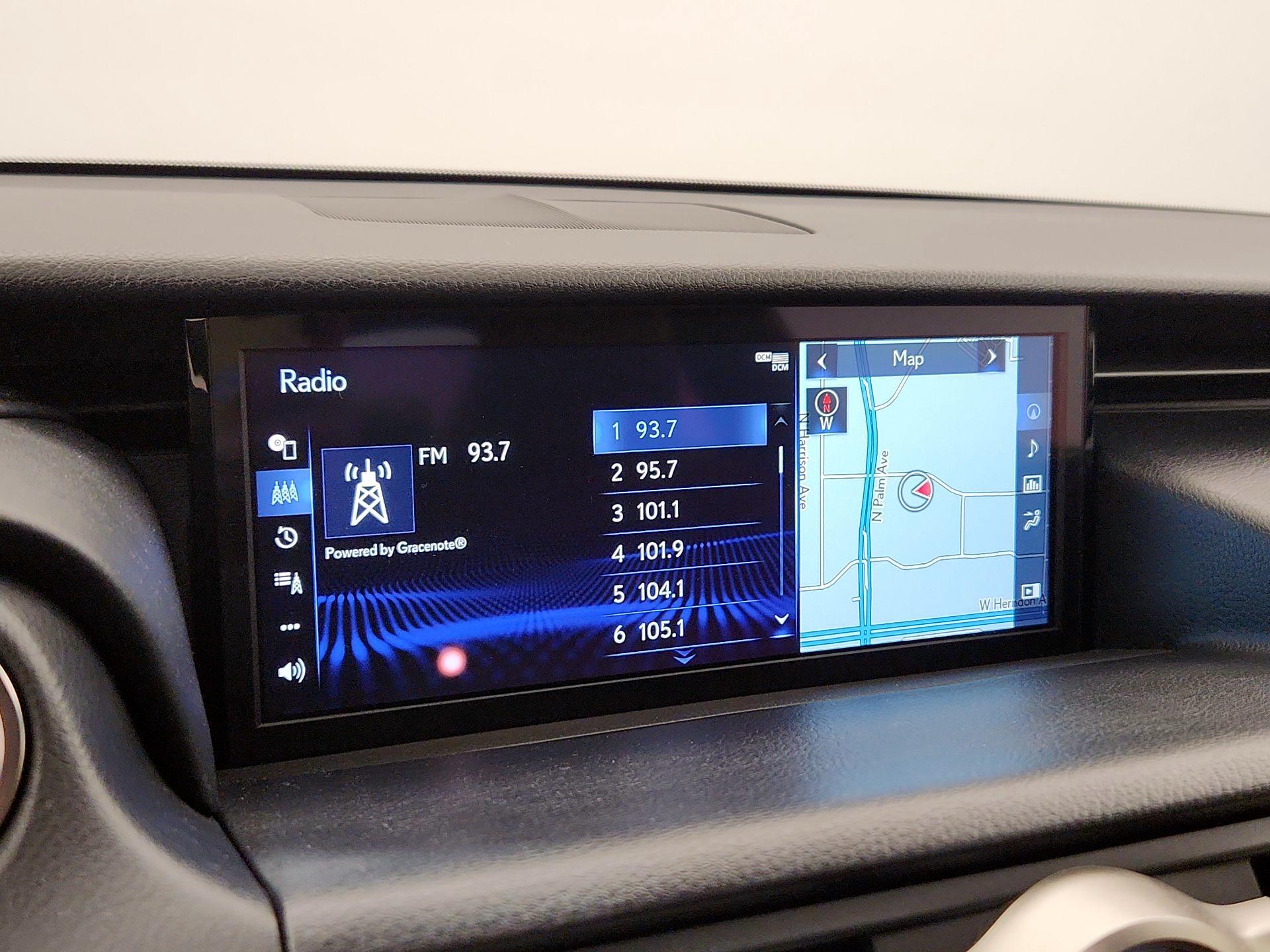 Thumbnail: 2019 Lexus RC - 16