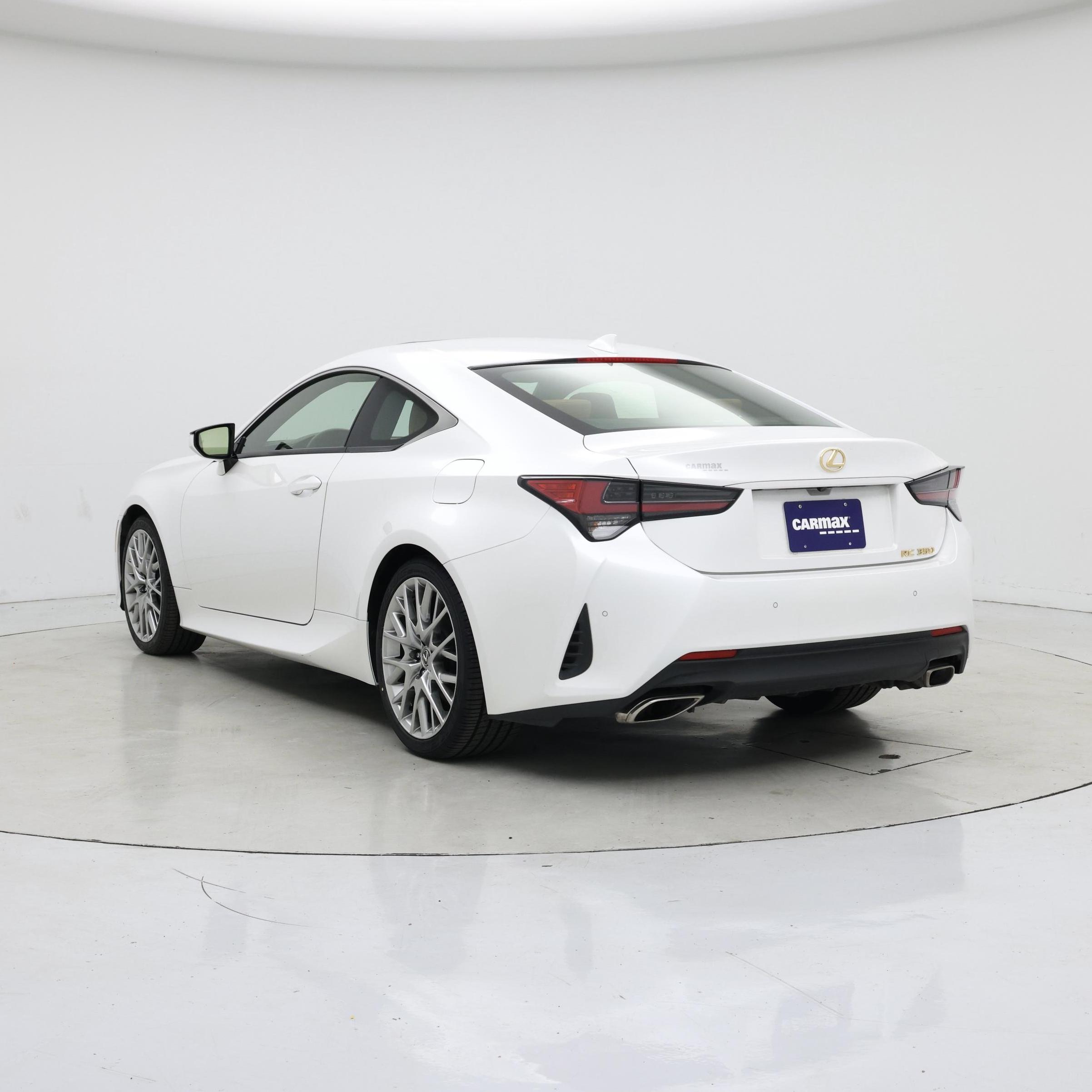 Thumbnail: 2019 Lexus RC - 2