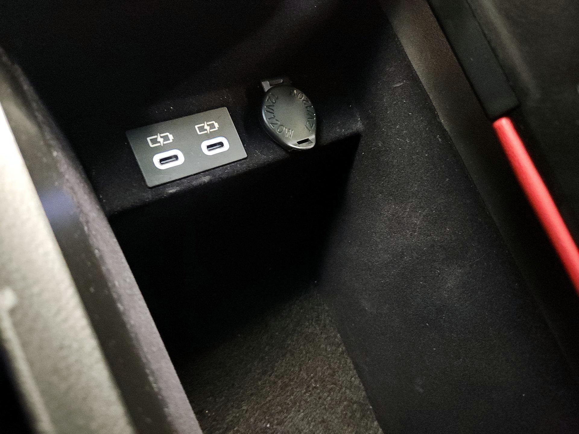 Thumbnail: 2024 Lexus ES - 18