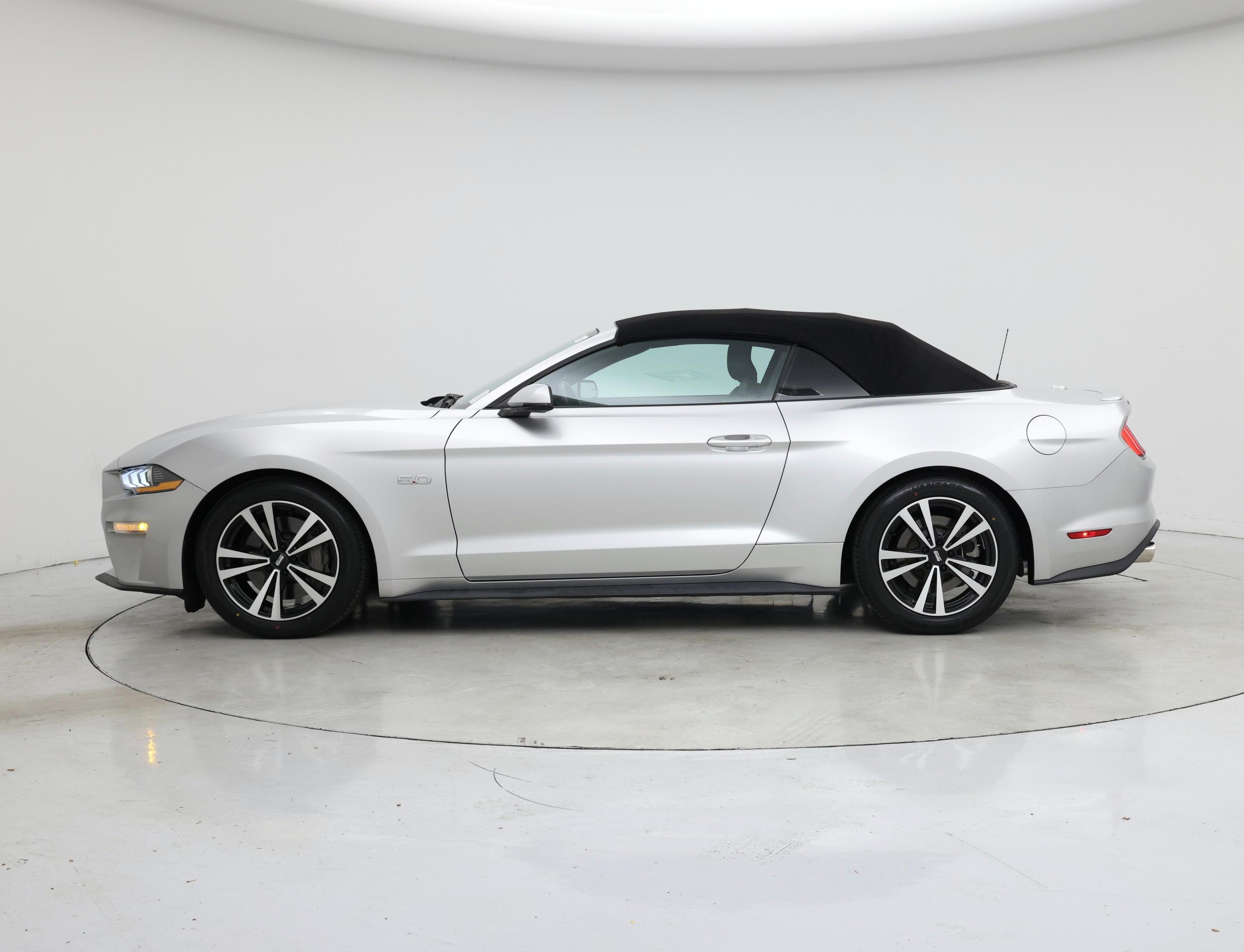 Thumbnail: 2019 Ford Mustang - 3